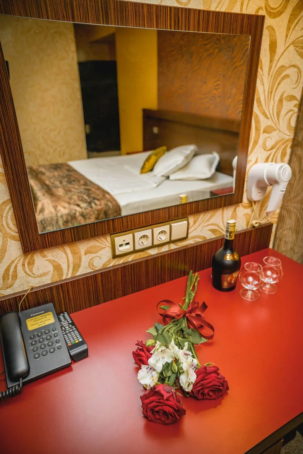 Bed in Eleganza Family Hotel - Free Parking