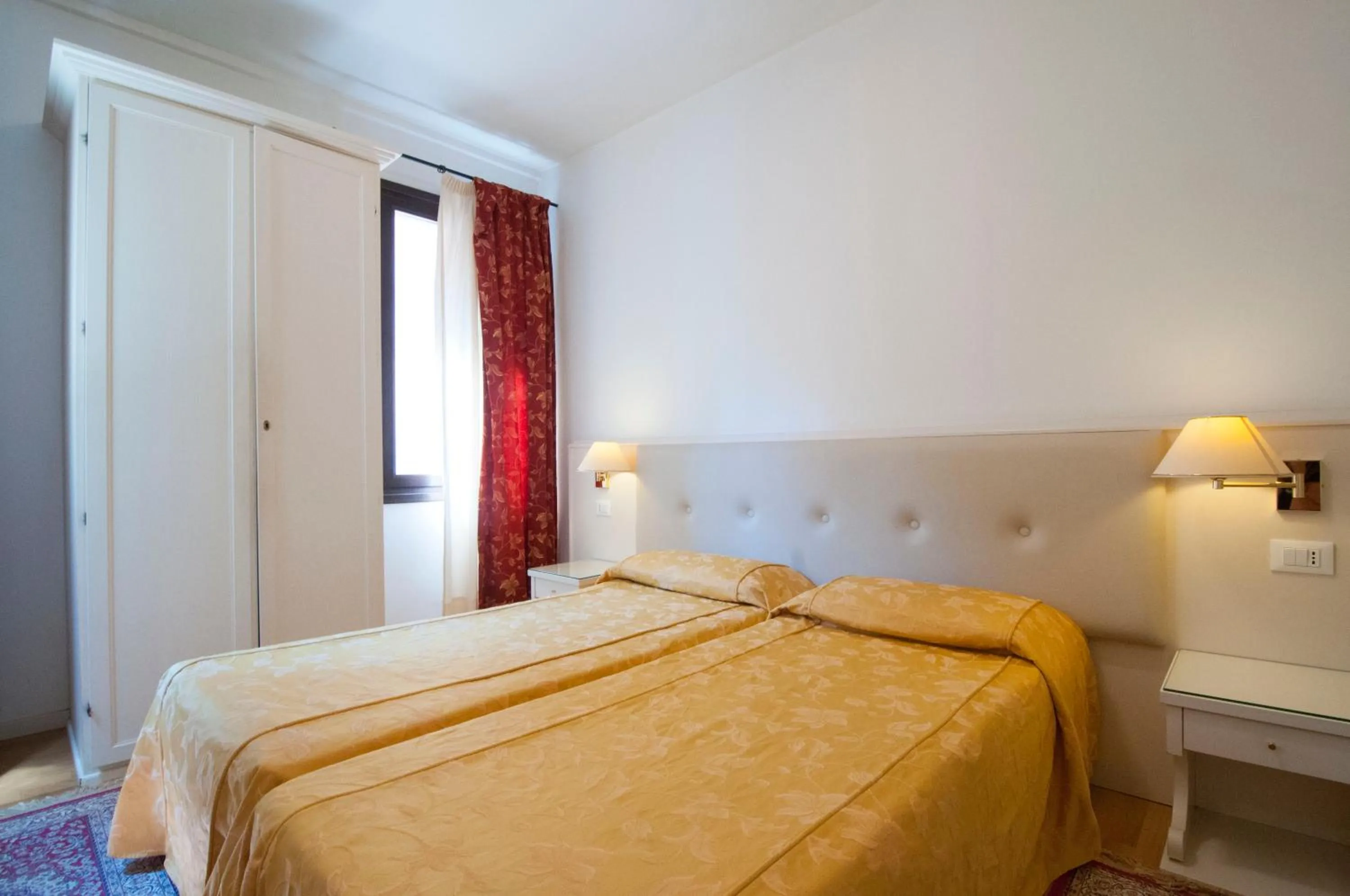 Bed in Albergo ai Tolentini