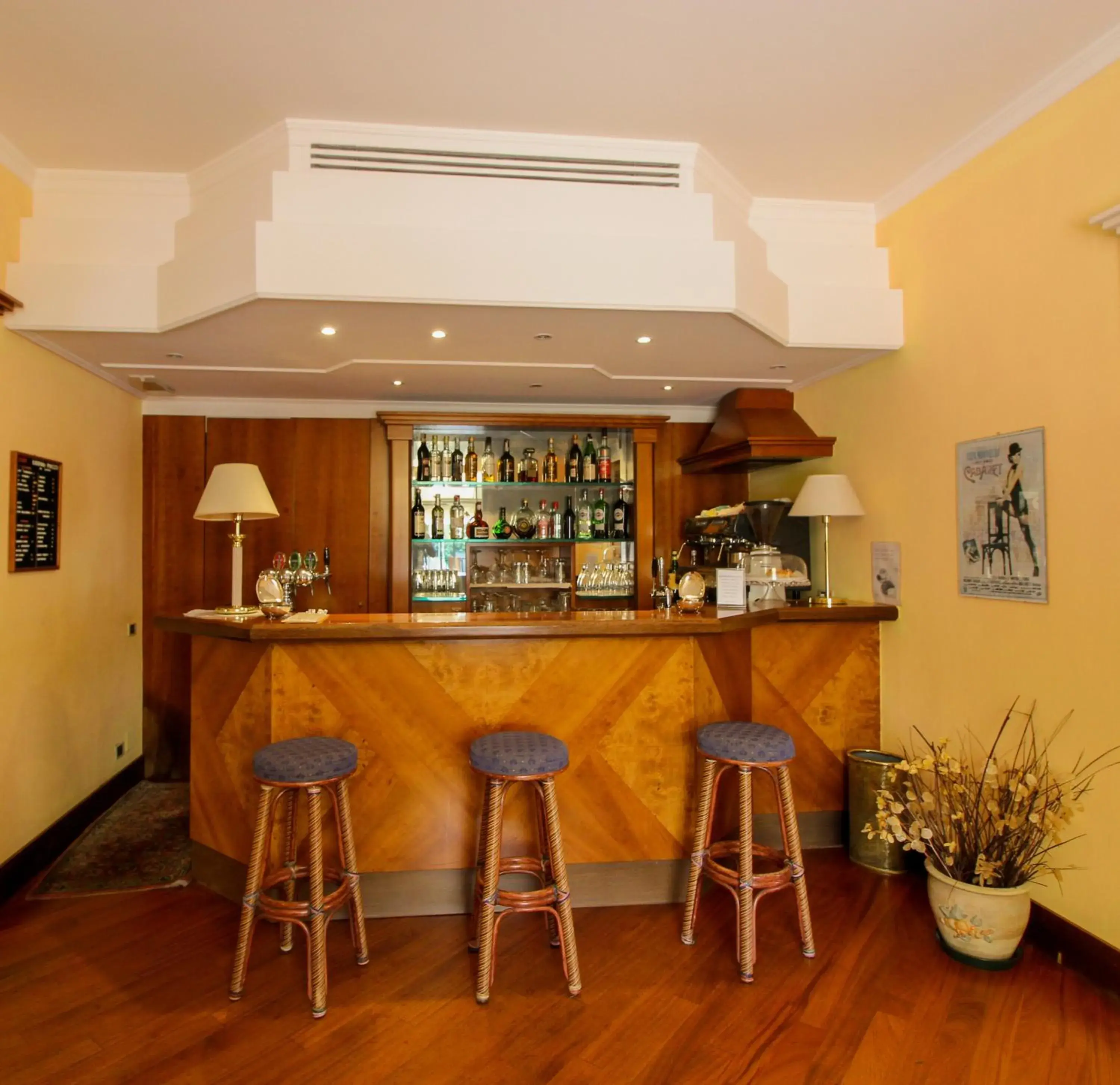 Lounge or bar in Hotel Moderno Lounge or bar in Hotel Moderno