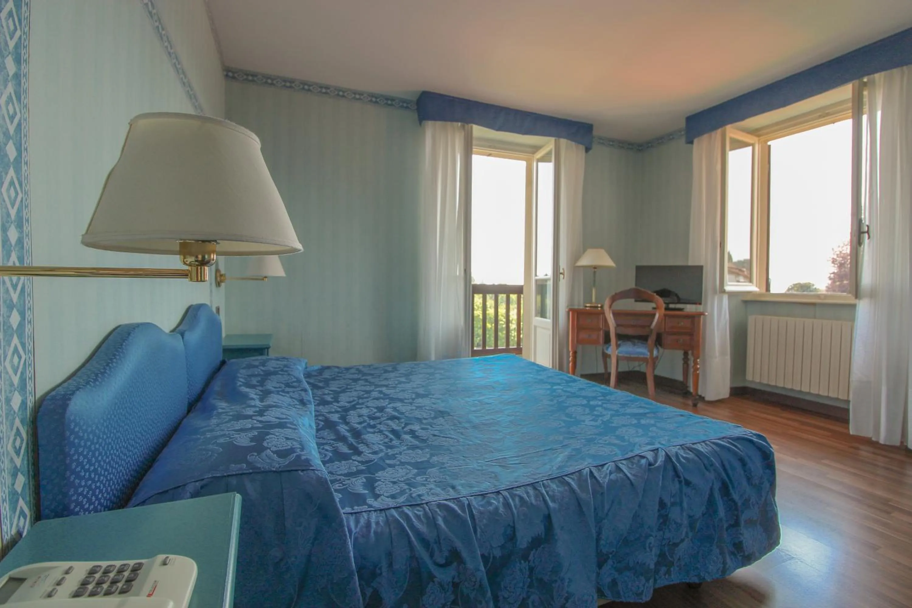 Bed in Hotel Moderno