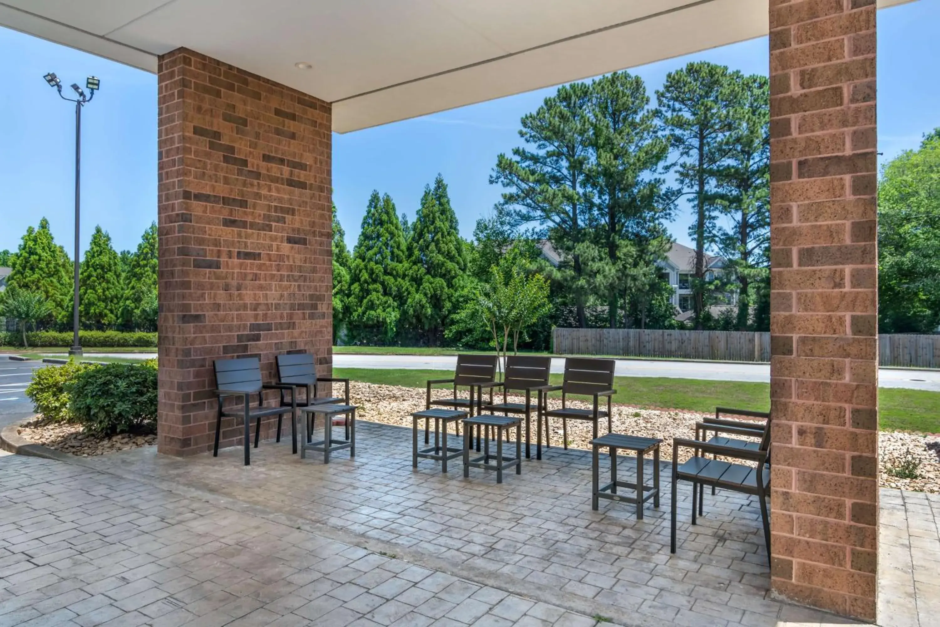 Property building in Best Western Atlanta-Marietta Ballpark Hotel Property building in Best Western Atlanta-Marietta Ballpark Hotel