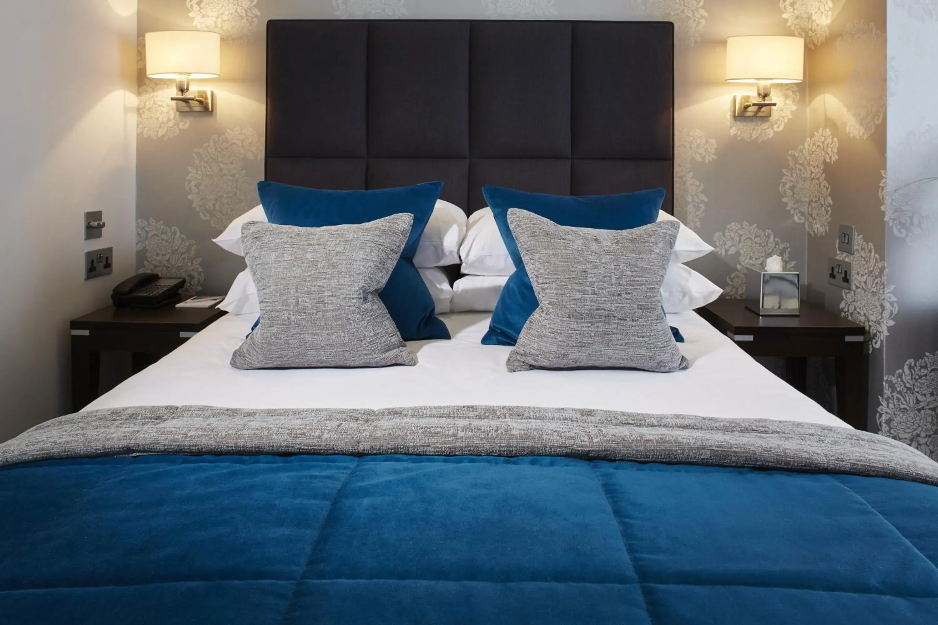 Bed in Mandolay Hotel Guildford Bed in Mandolay Hotel Guildford