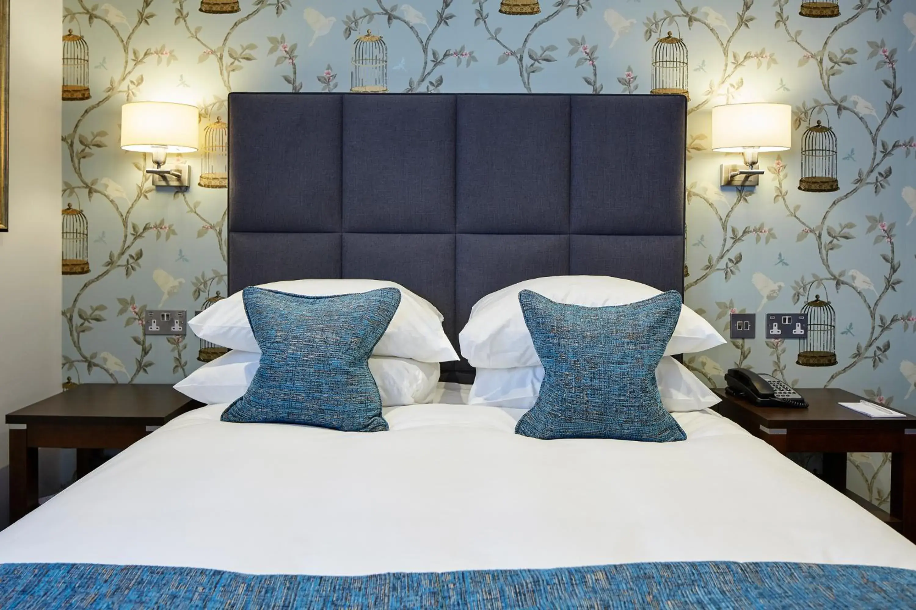 Bed in Mandolay Hotel Guildford Bed in Mandolay Hotel Guildford