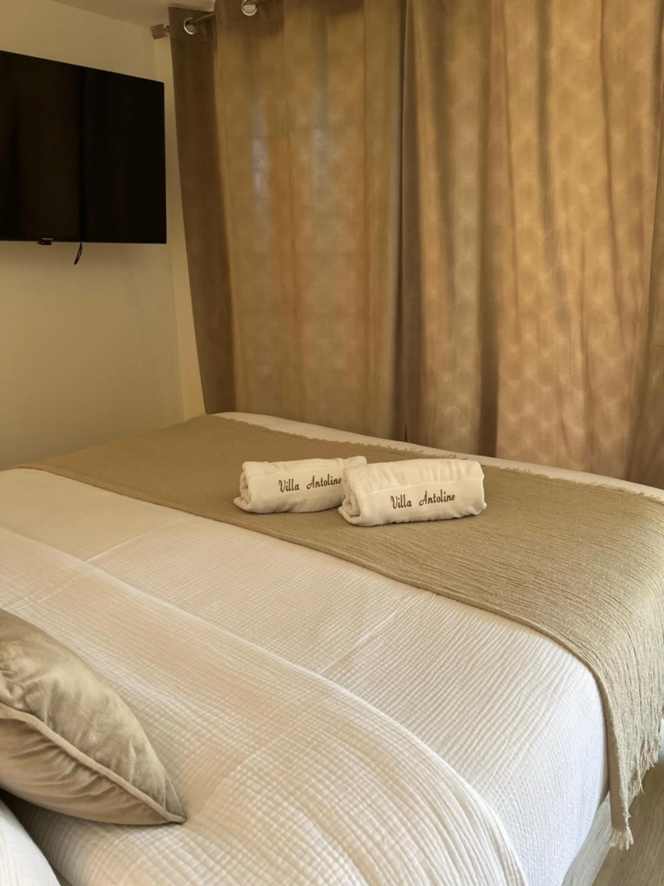 Bed in Villa Antoline