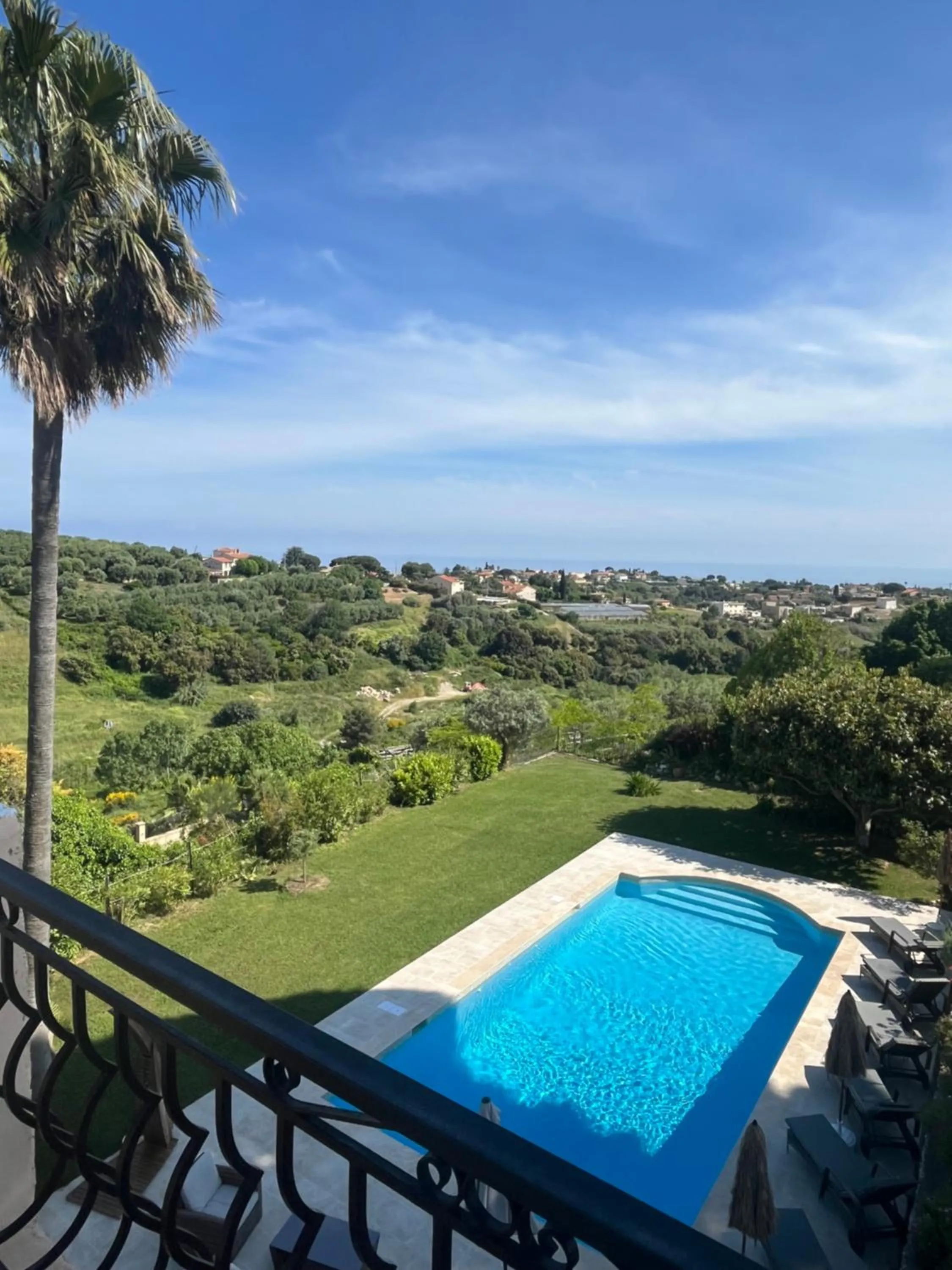 Day in Villa Antoline
