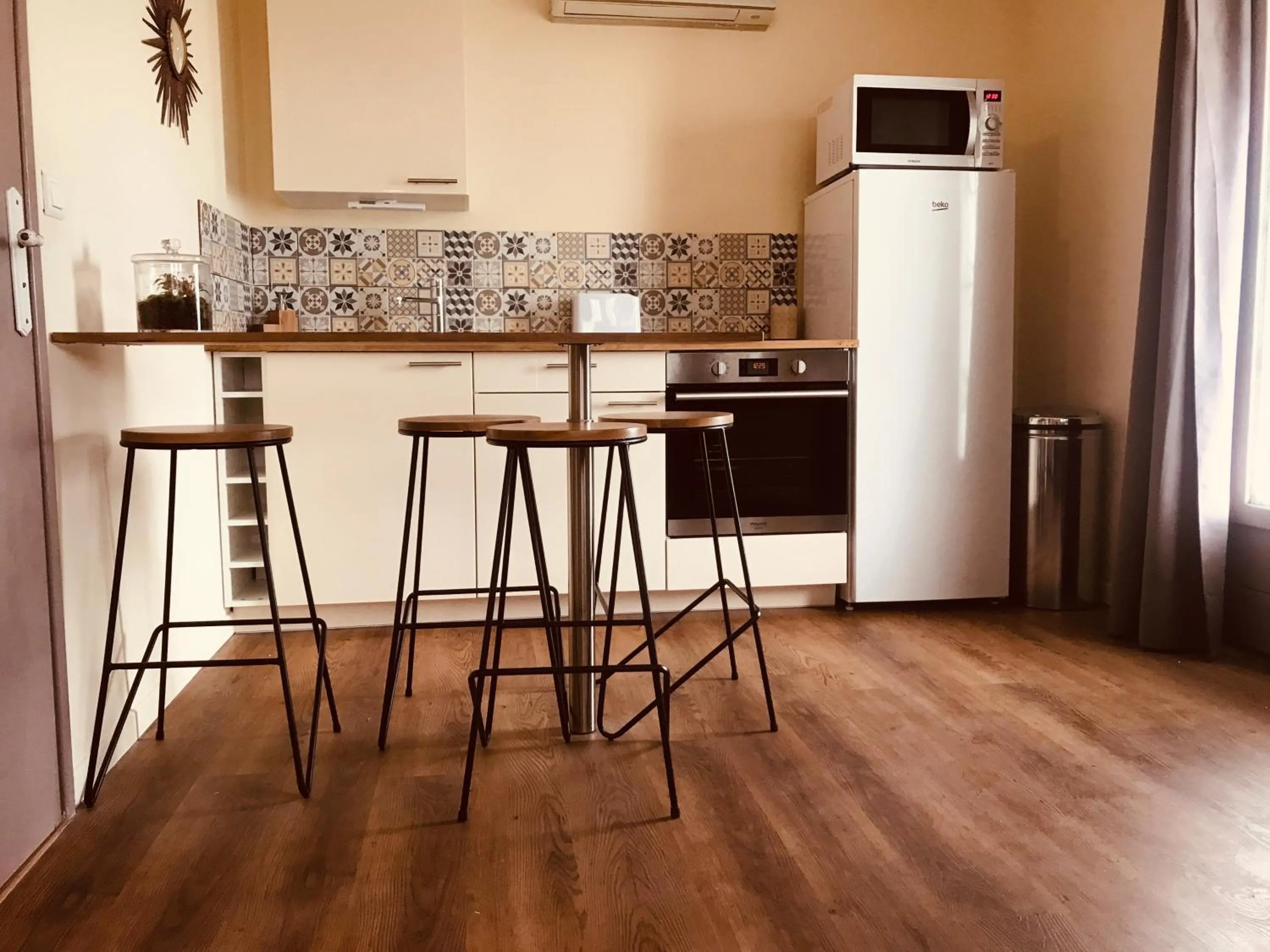 Kitchen or kitchenette in Villa Antoline