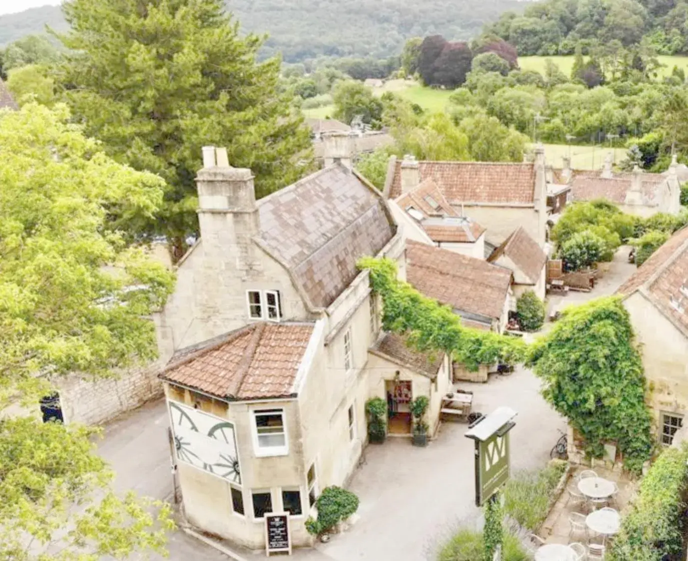 Wheelwrights Arms Country Inn & Pub Wheelwrights Arms Country Inn & Pub