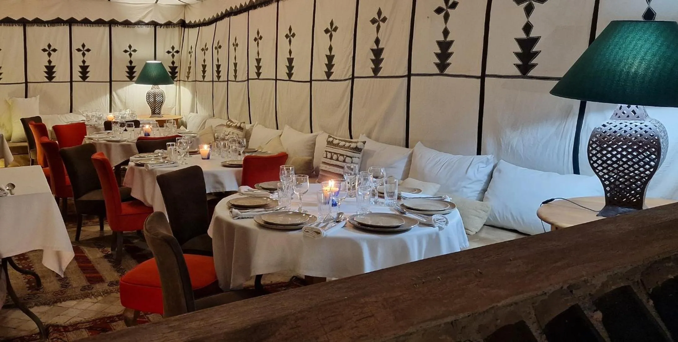 Restaurant/places to eat in Riad Pachavana