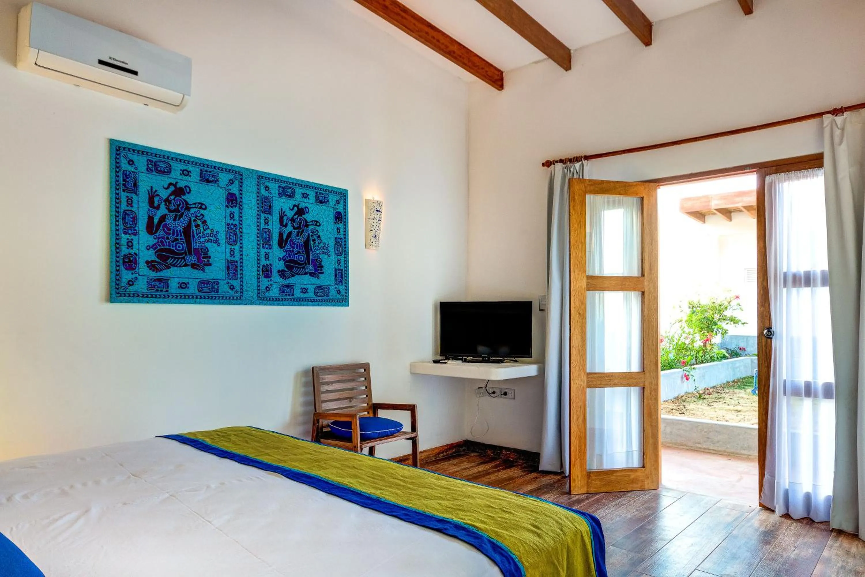 Property building, Bed in Sunset Mancora