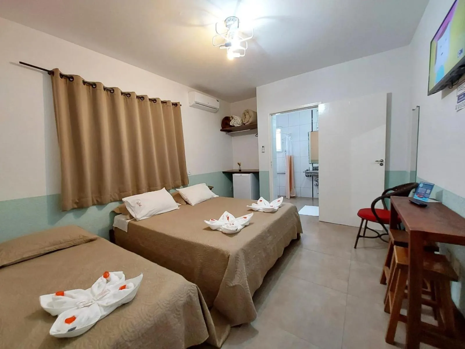 Triple Room - Disability Access in Pousada Pompeia