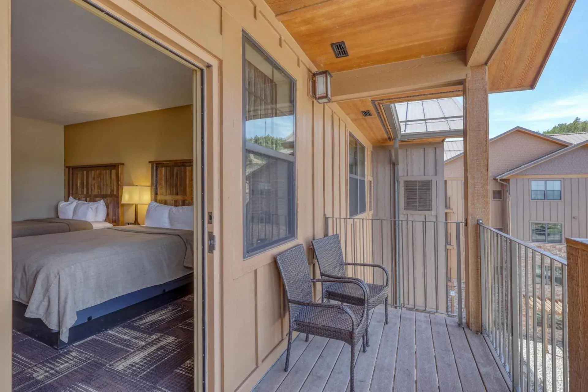 Balcony/Terrace, Bed in The Lodge at Deadwood Balcony/Terrace, Bed in The Lodge at Deadwood