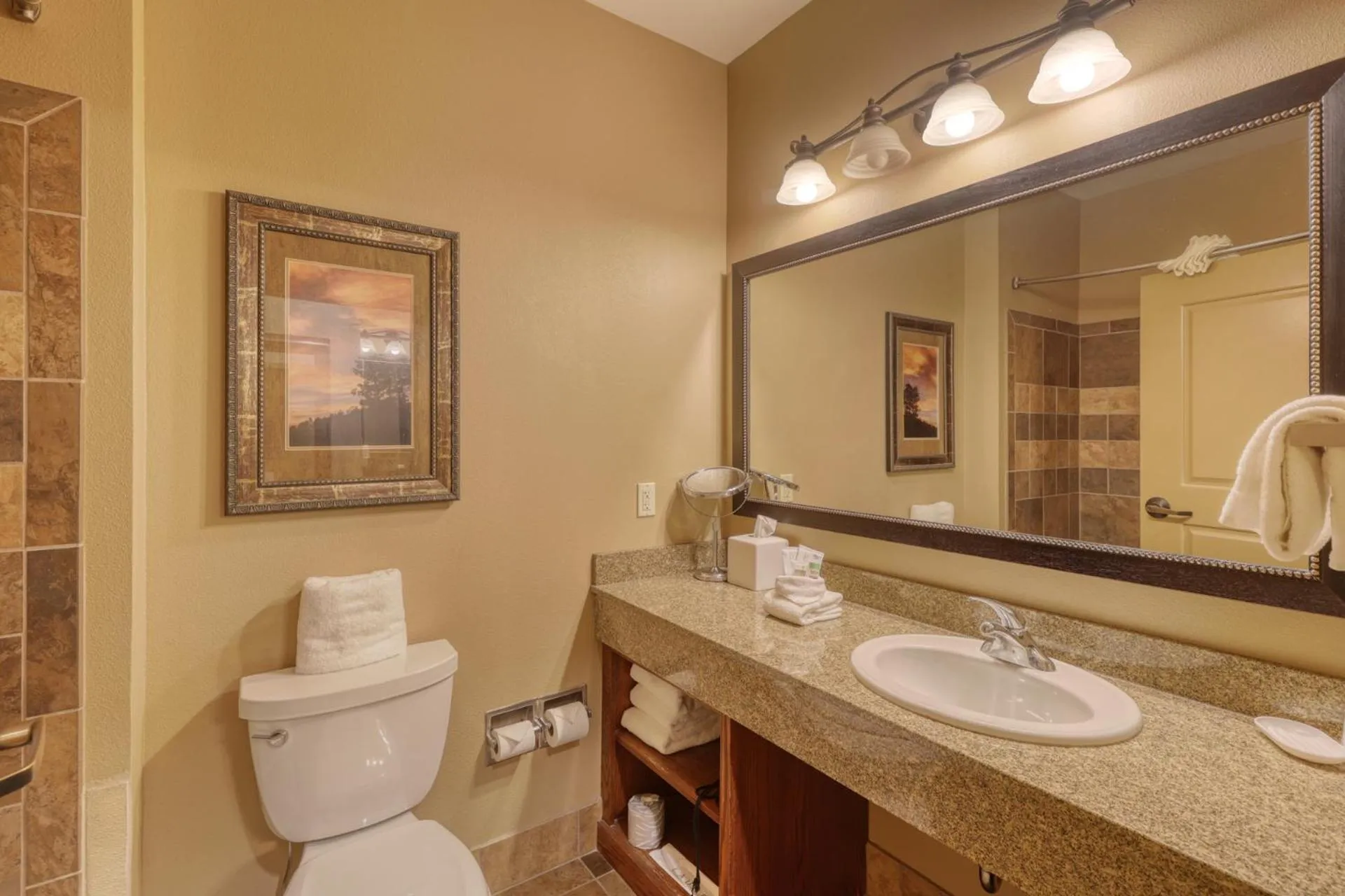 Toilet in The Lodge at Deadwood