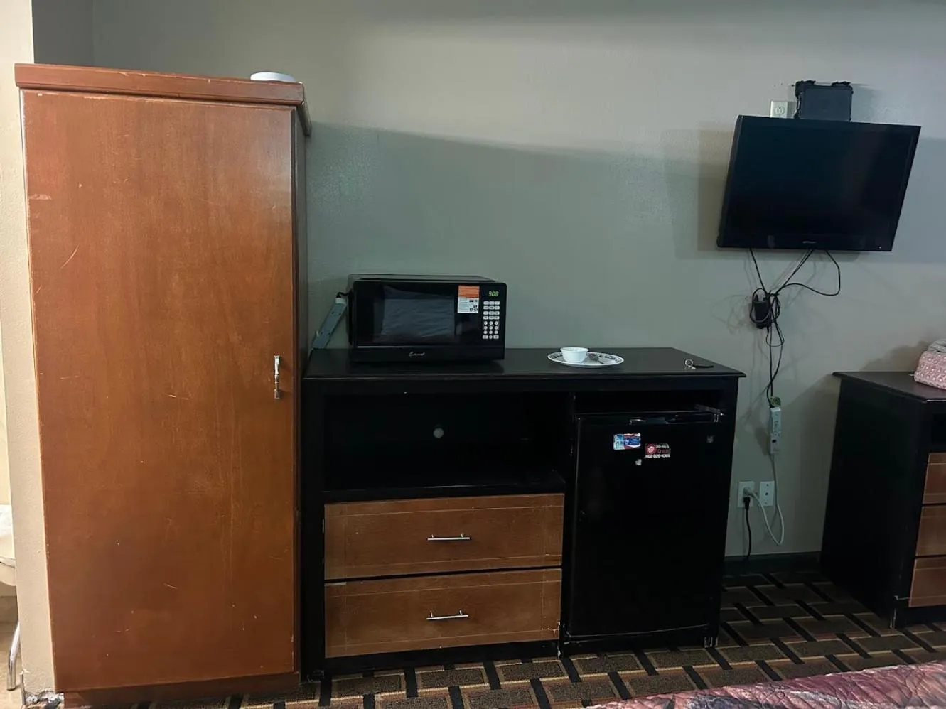 TV and multimedia in Crete Inn by Capital O Near Lincoln