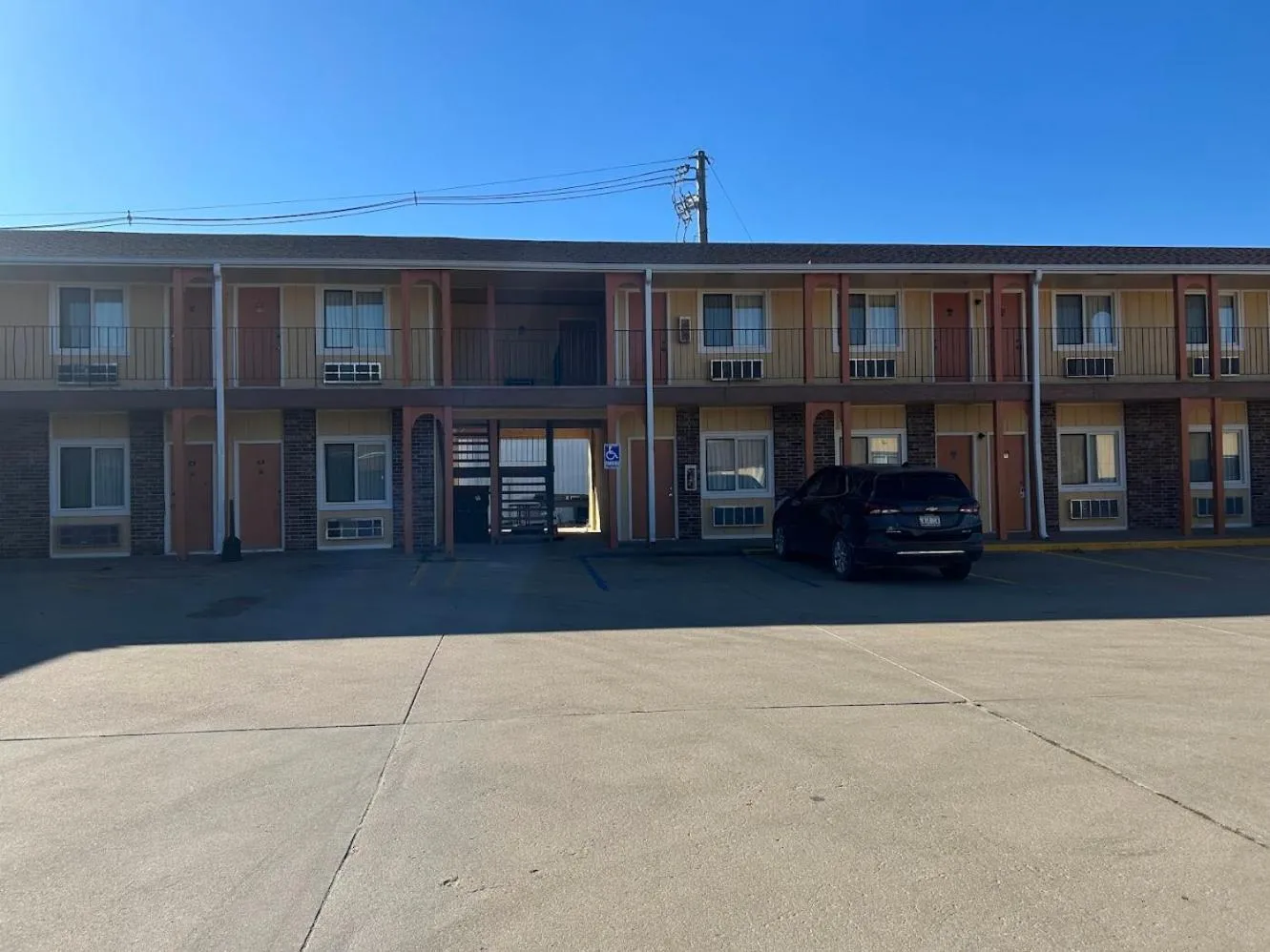 Property building in Crete Inn by Capital O Near Lincoln