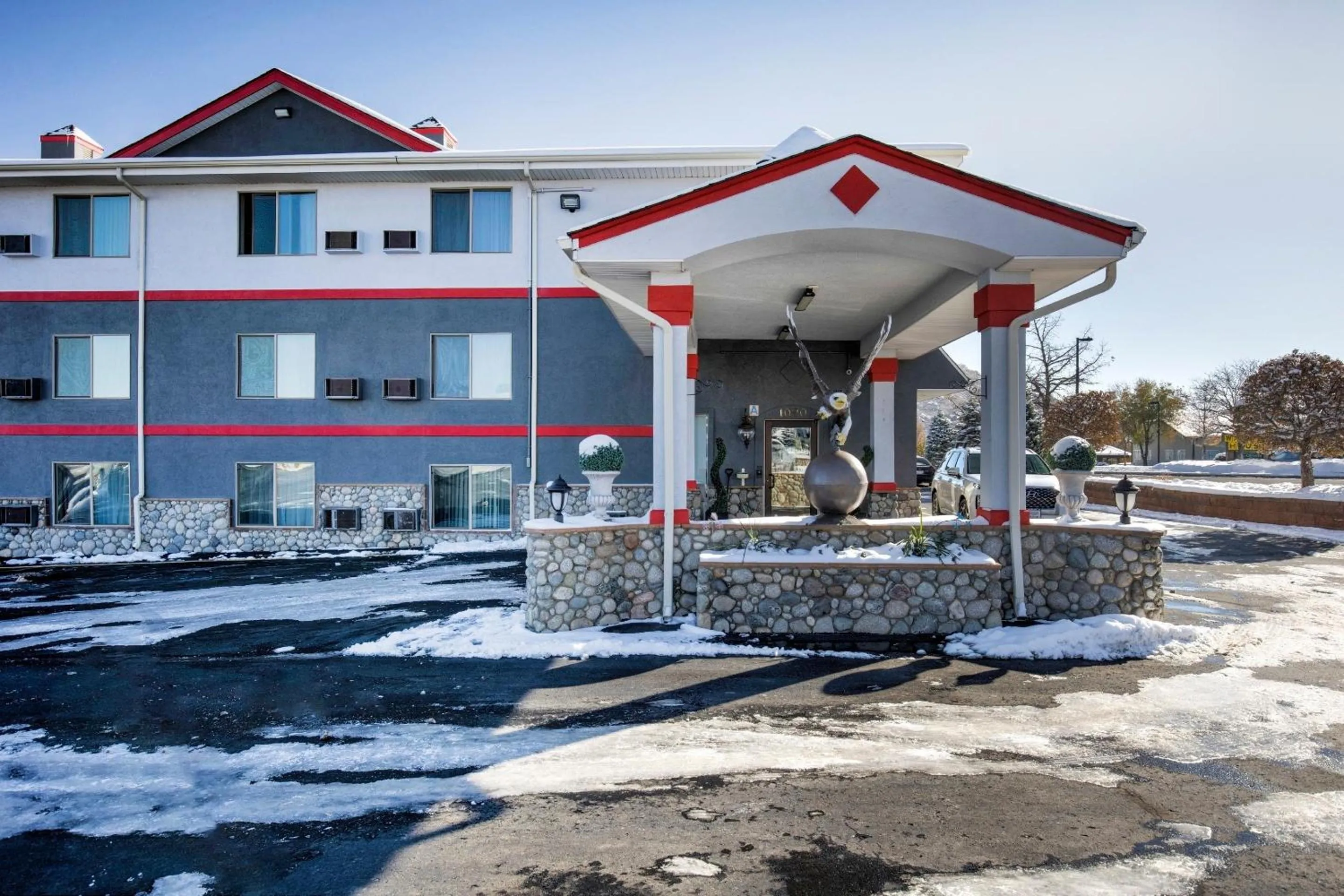 Facade/entrance in Rockview Hotel Castle Rock Downtown