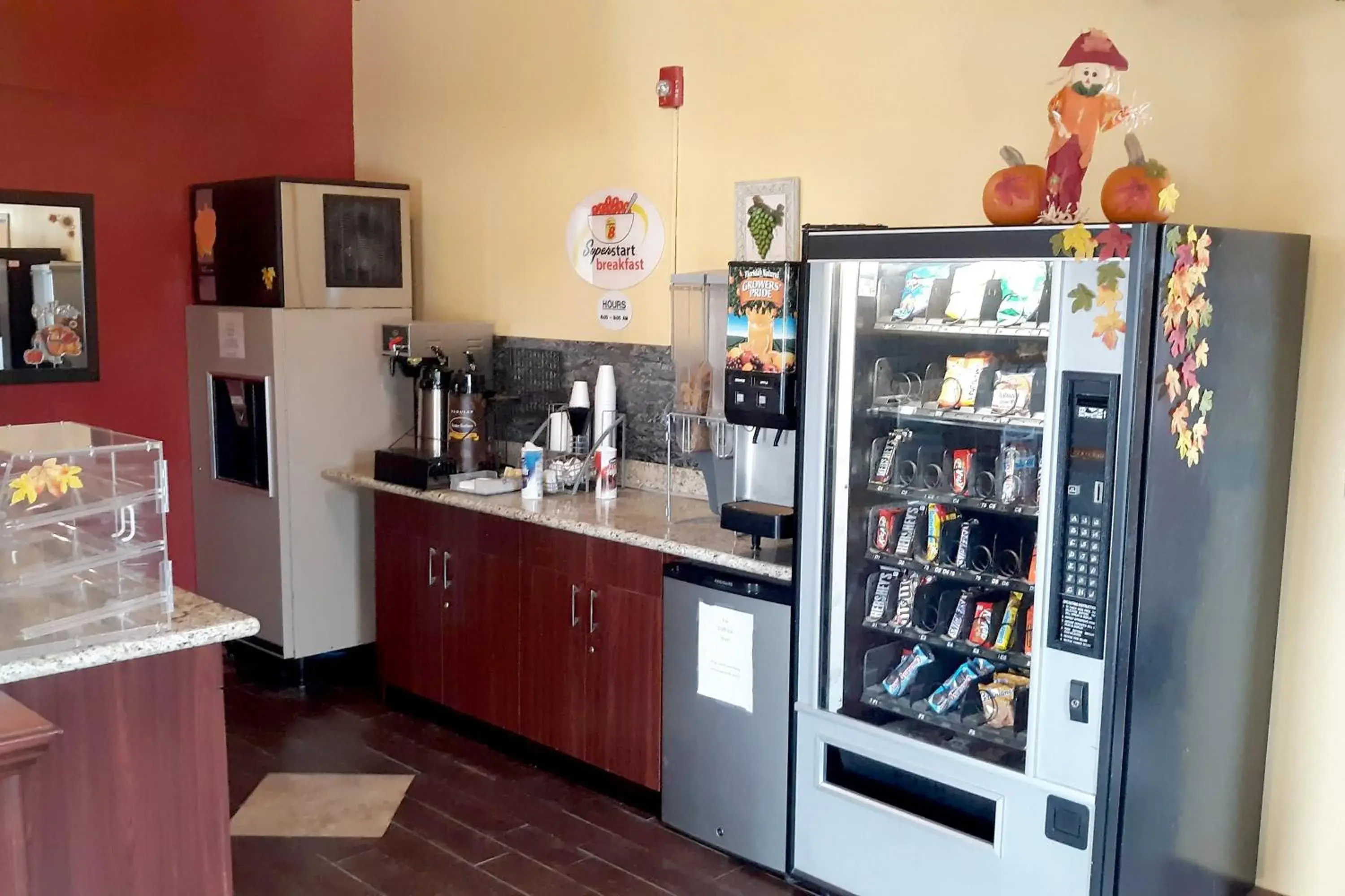 Breakfast in Rockview Hotel Castle Rock Downtown Breakfast in Rockview Hotel Castle Rock Downtown