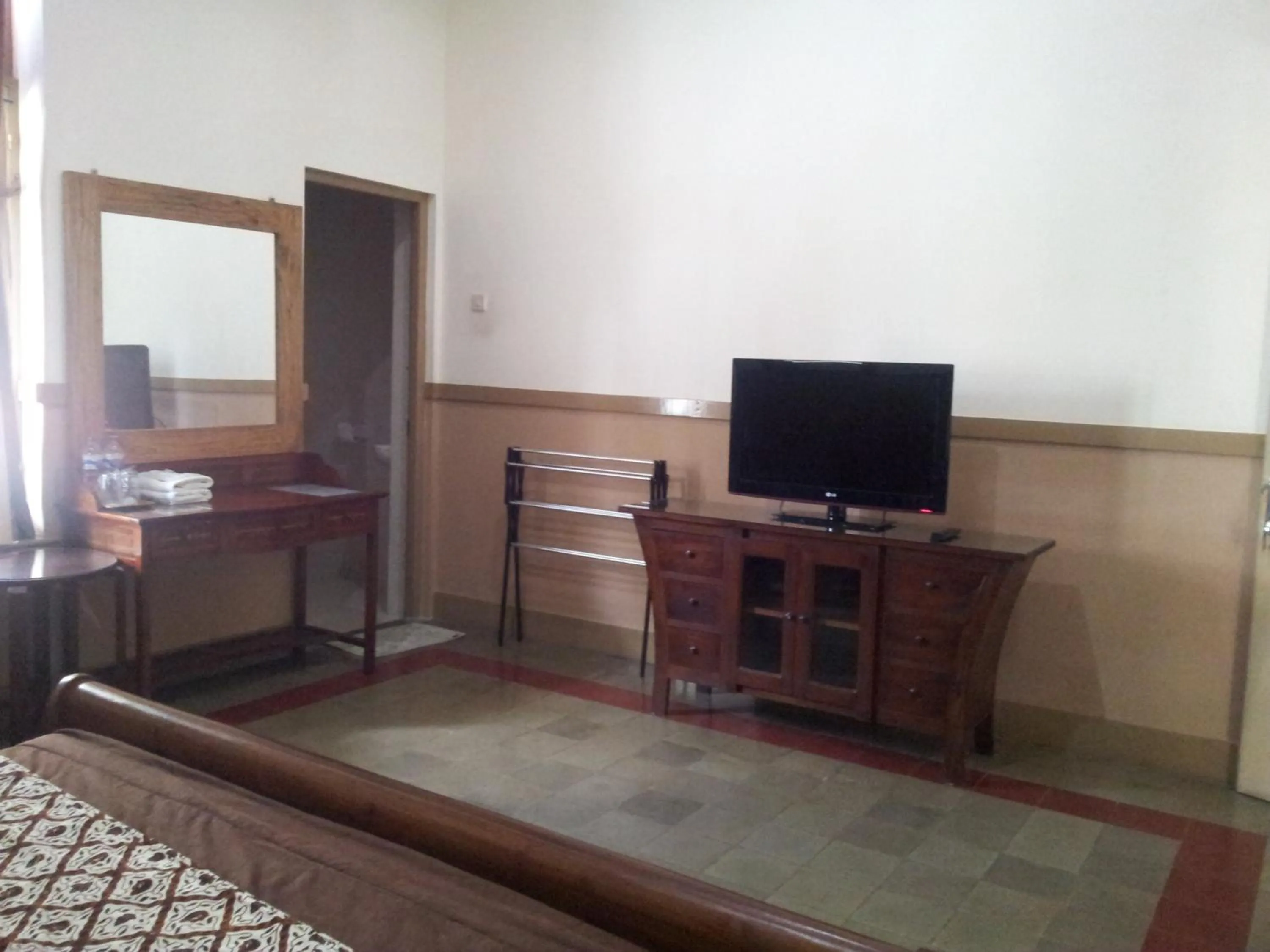 Ndalem Suratin Guesthouse