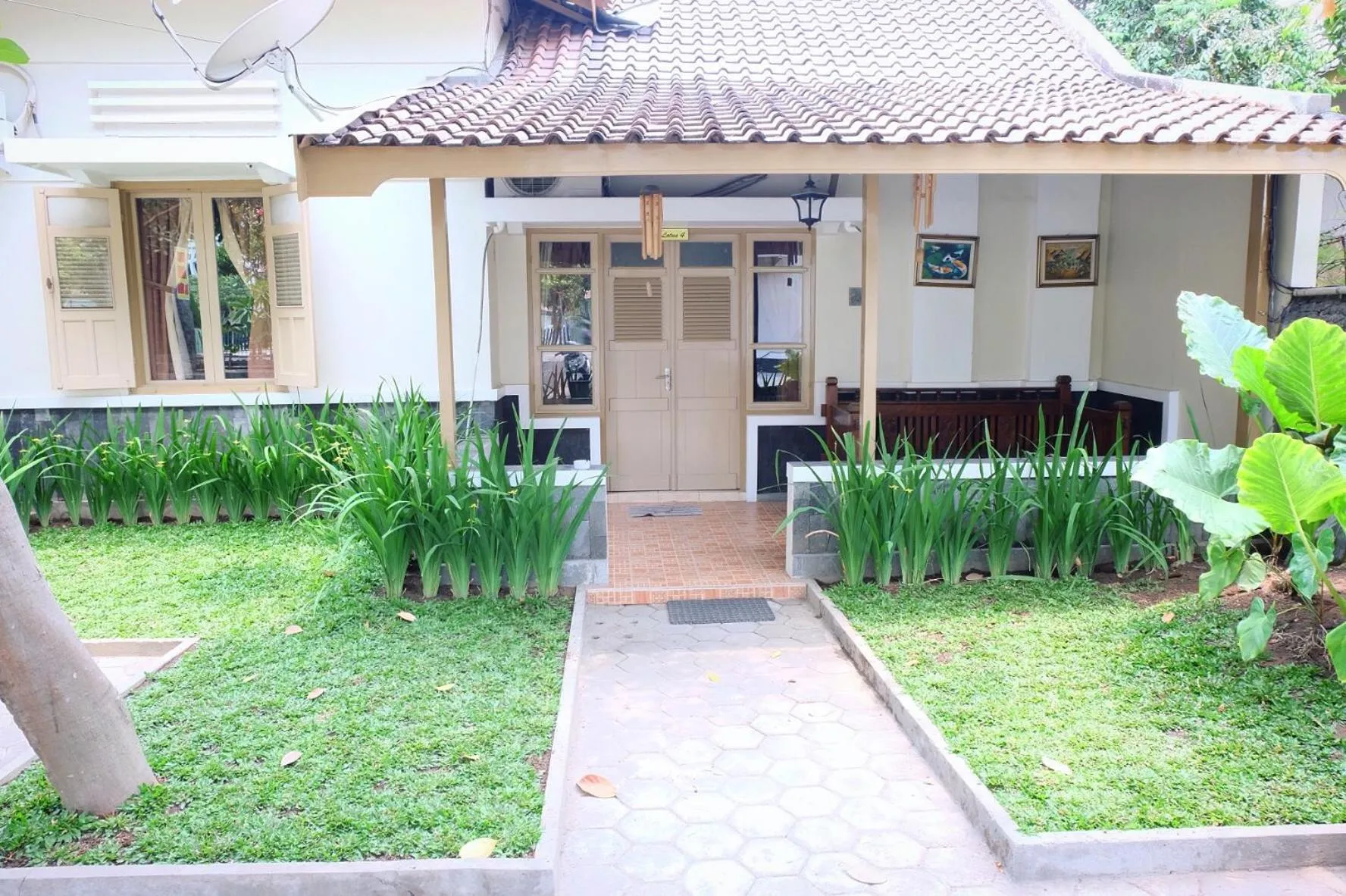 Ndalem Suratin Guesthouse
