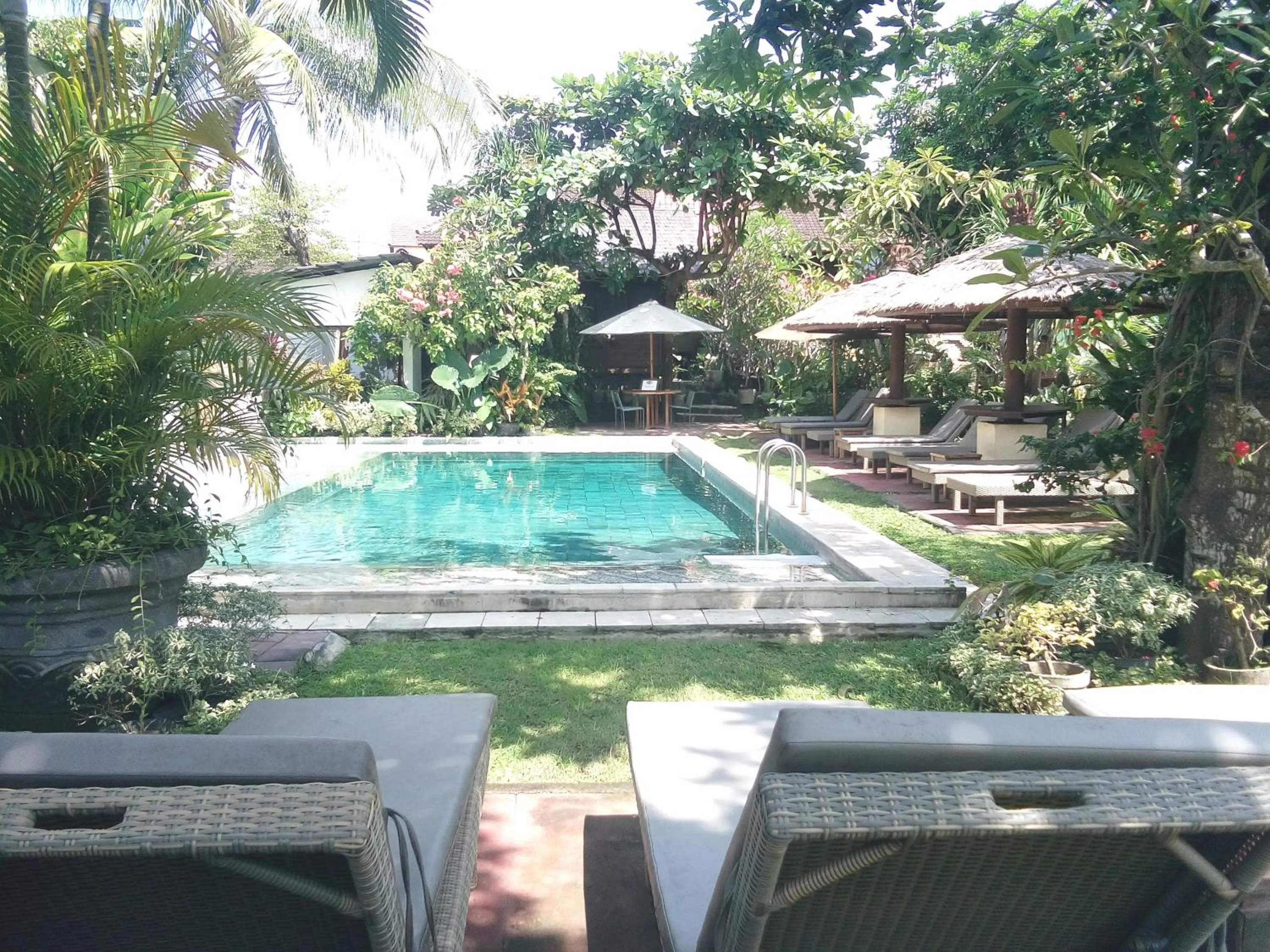 Swimming pool in Gazebo Beach Hotel