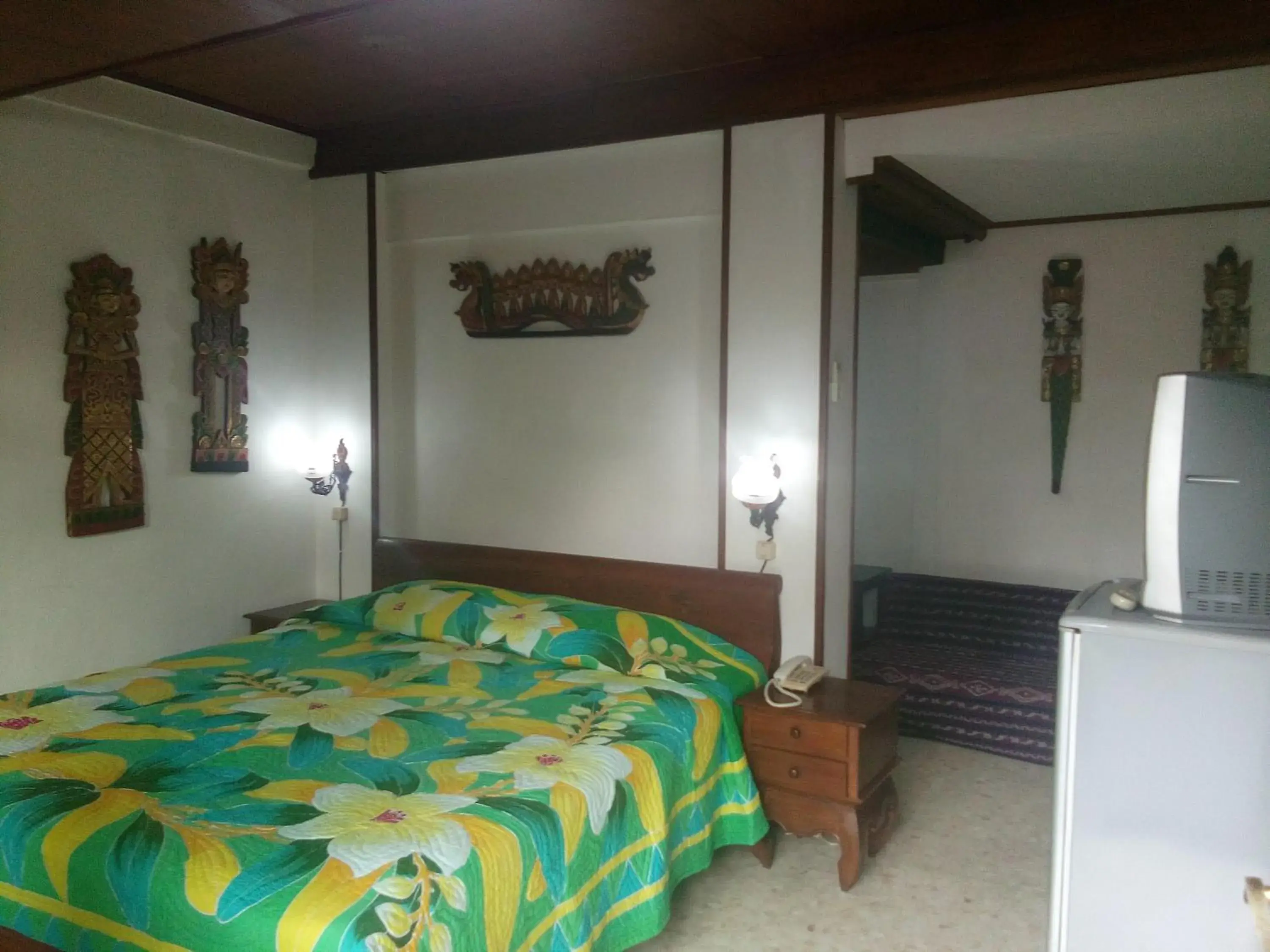 Budget Double Room in Gazebo Beach Hotel Budget Double Room in Gazebo Beach Hotel