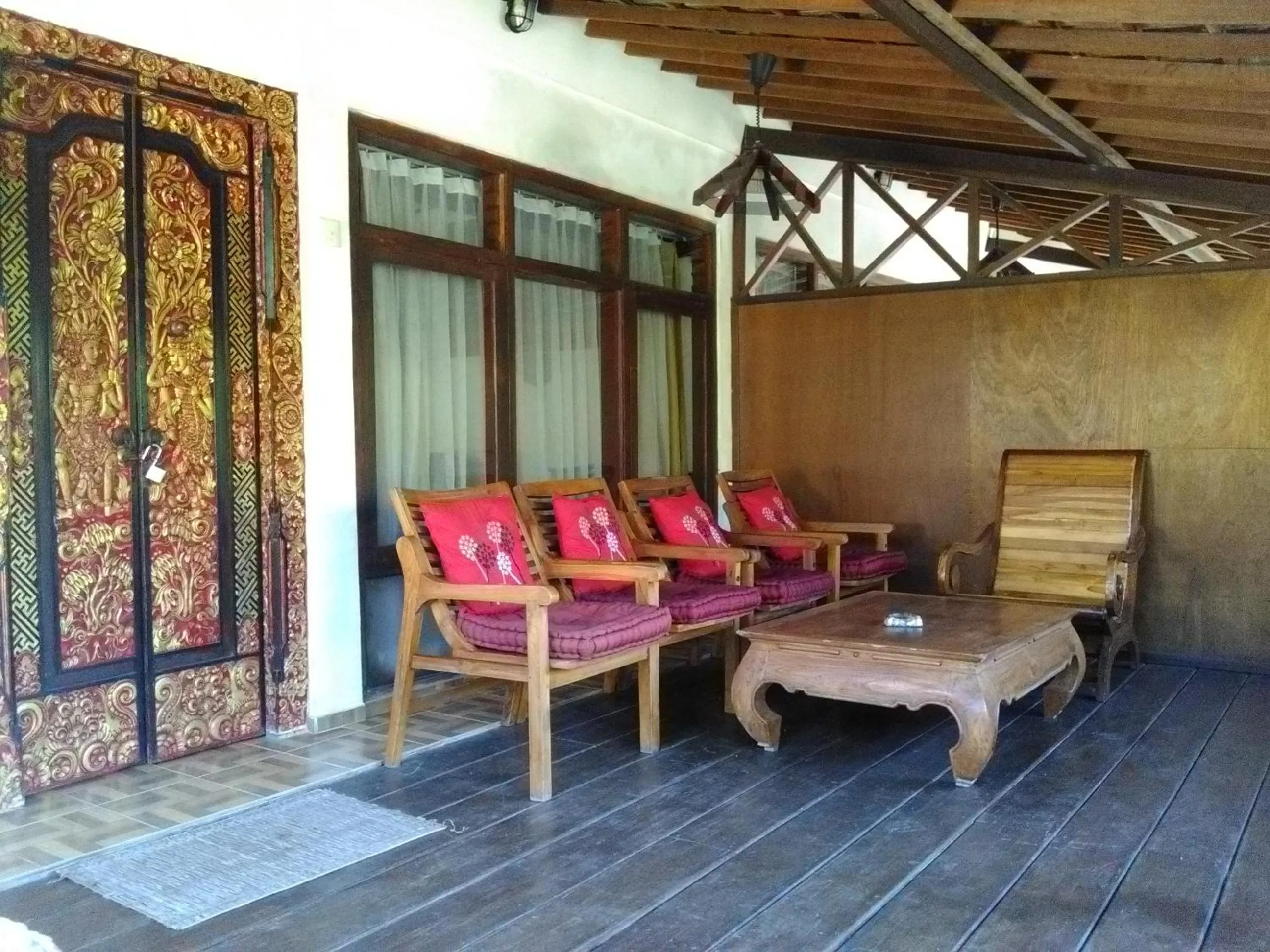 Balcony/Terrace in Gazebo Beach Hotel