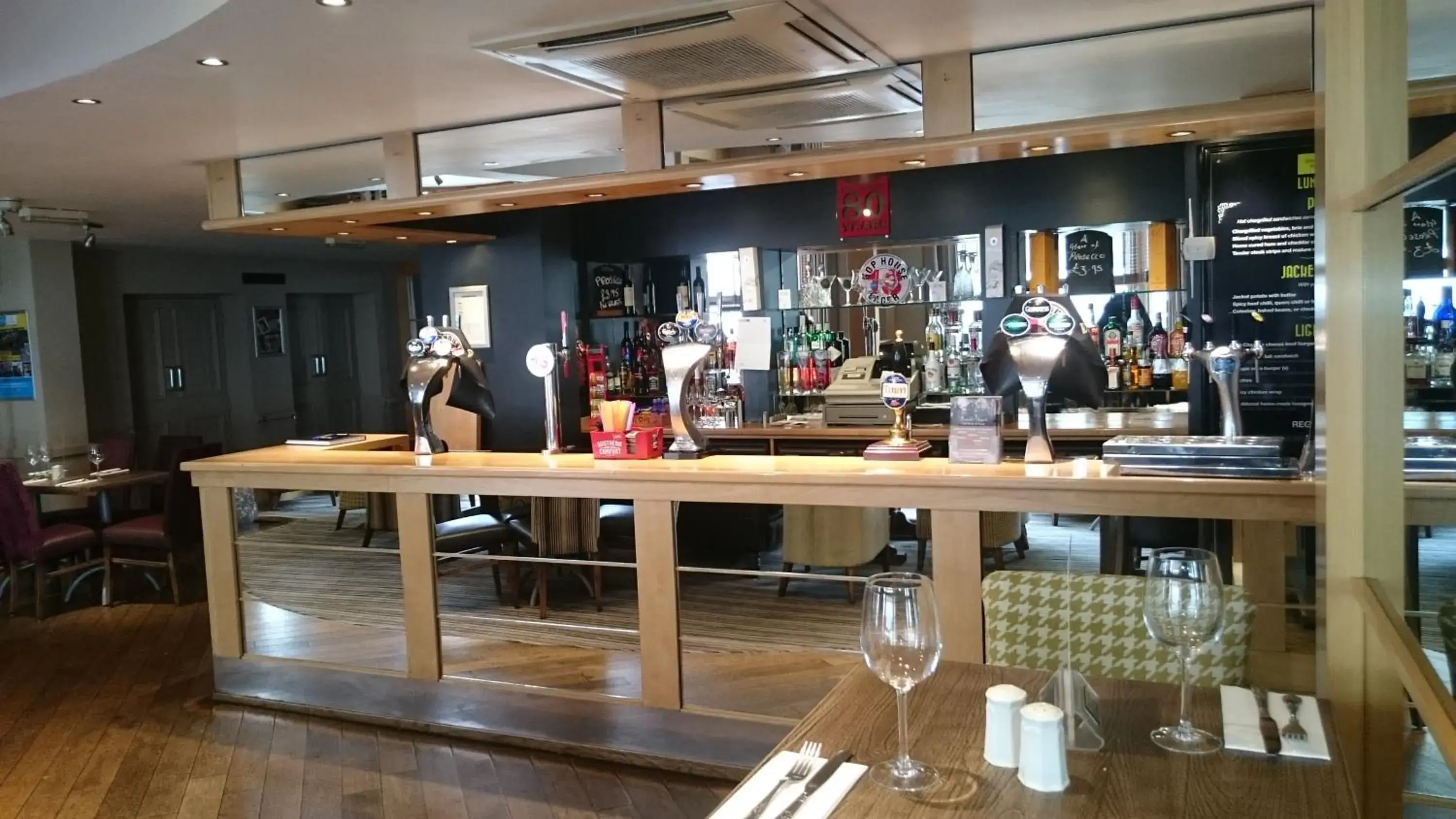 Lounge or bar in Regent Hotel Doncaster Lounge or bar in Regent Hotel Doncaster