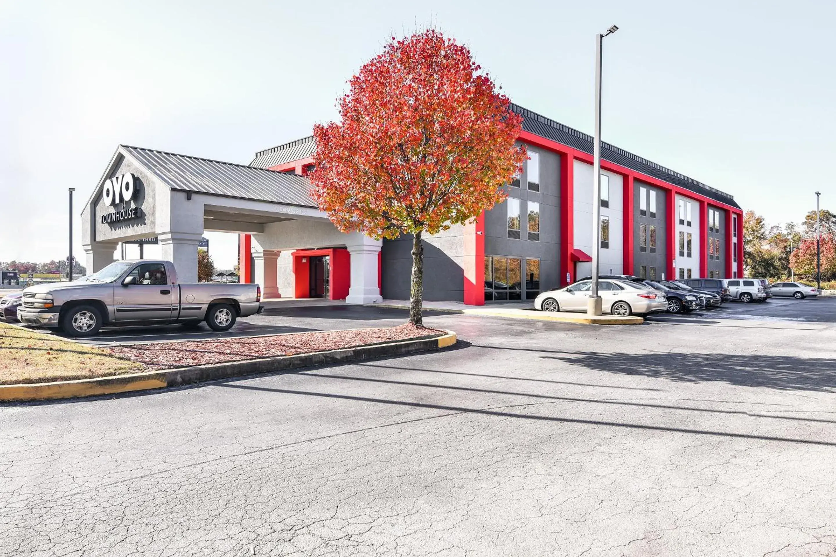 Facade/entrance in OYO Townhouse Inn Jacksonville near Little Rock Air Force Base Facade/entrance in OYO Townhouse Inn Jacksonville near Little Rock Air Force Base