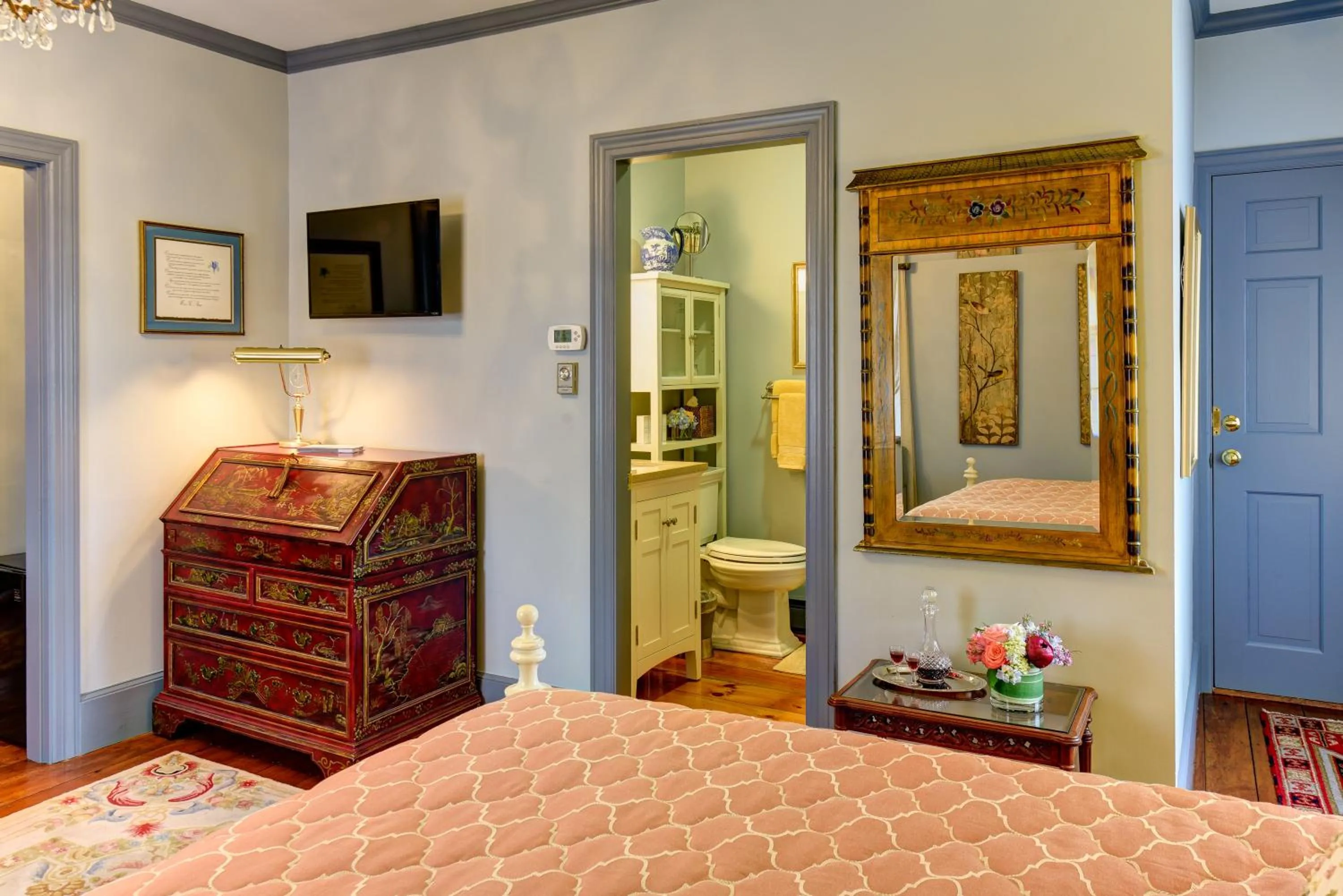 Bed in Inn by the Bandstand