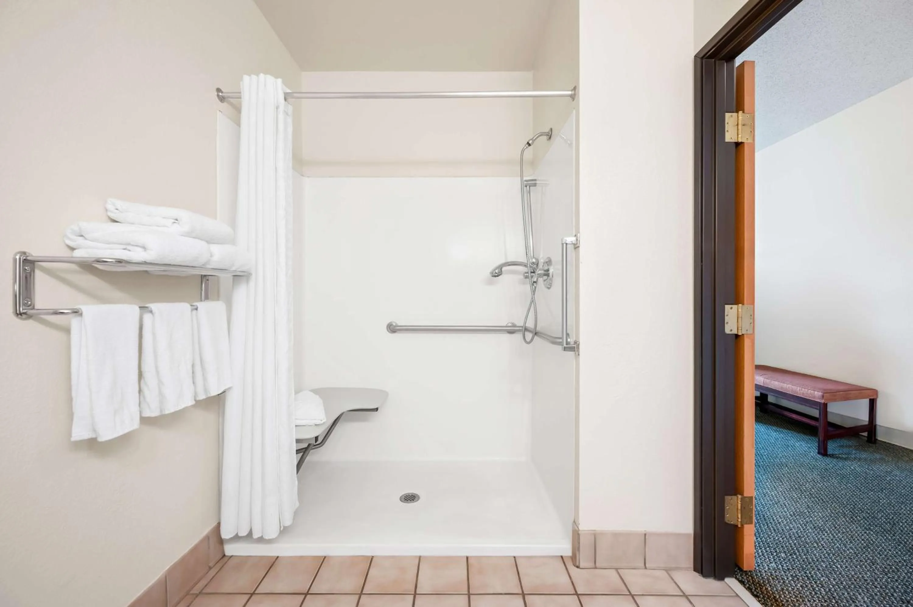 Bathroom in Best Western Annawan Inn