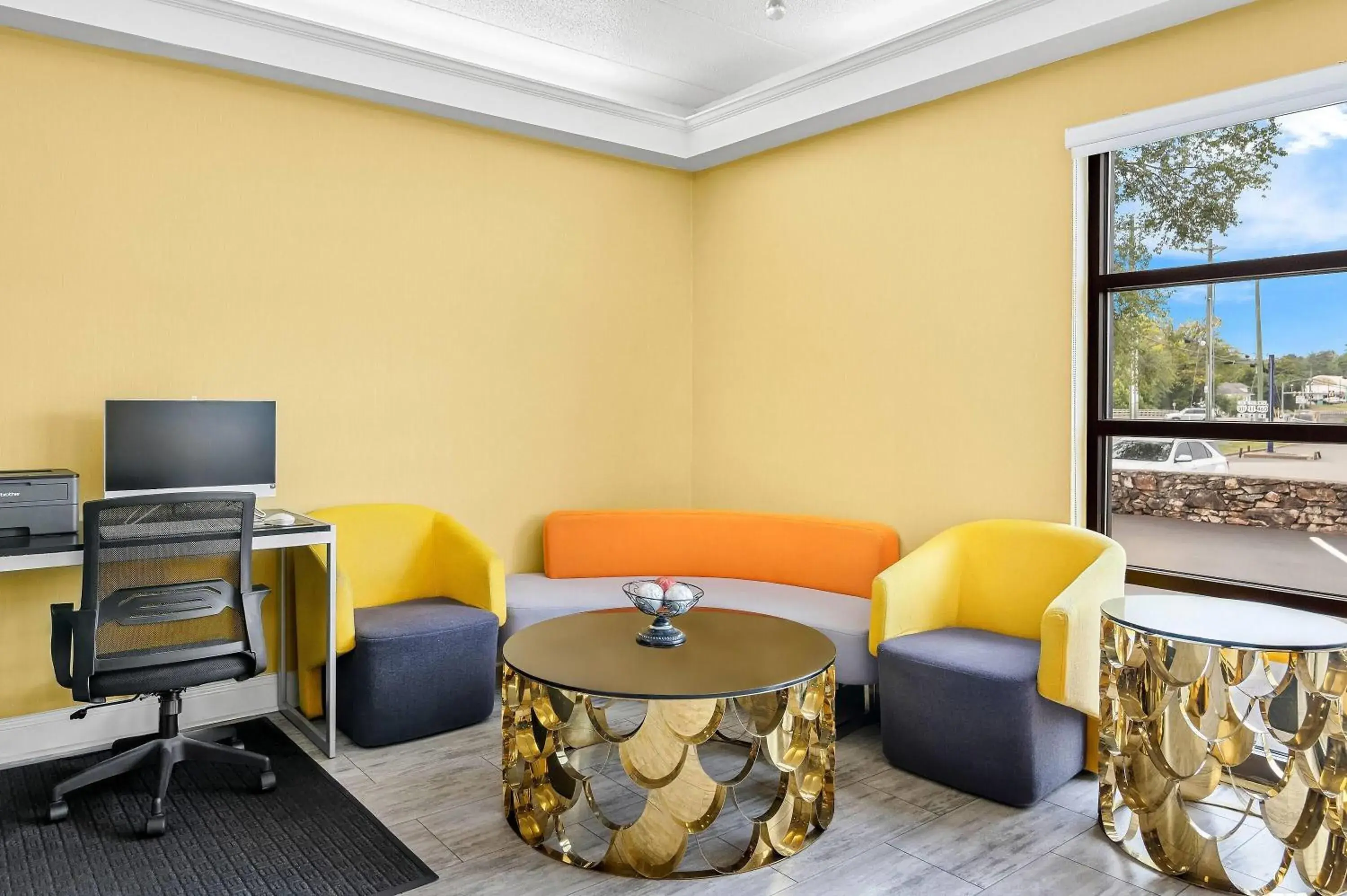 Lobby or reception in Days Inn by Wyndham Salem Lobby or reception in Days Inn by Wyndham Salem