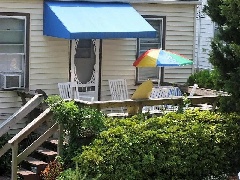 Patio in Cutty Sark Efficiencies and Historic Cottage's