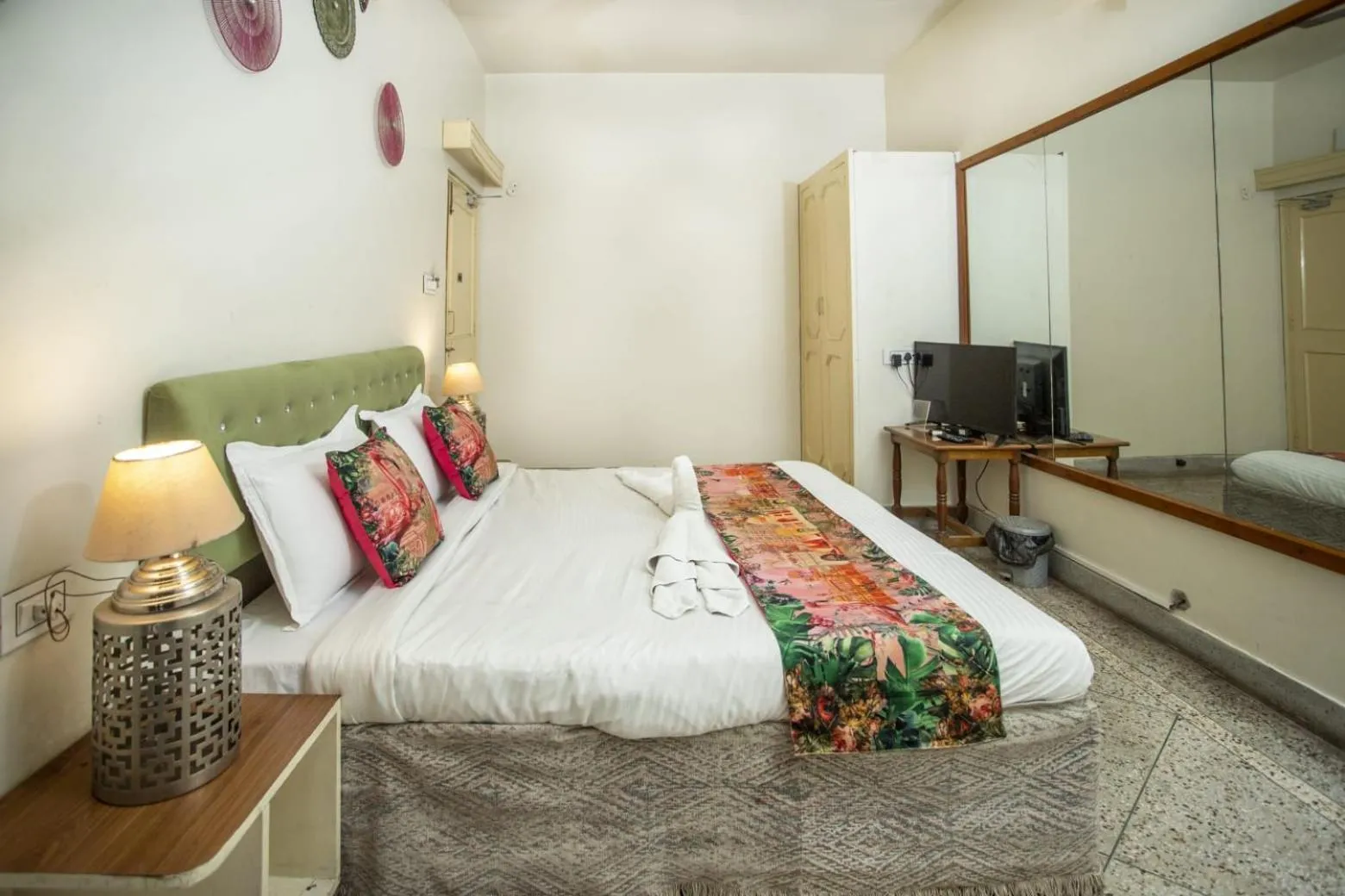 Bedroom, Bed in Hotel Pink Palace