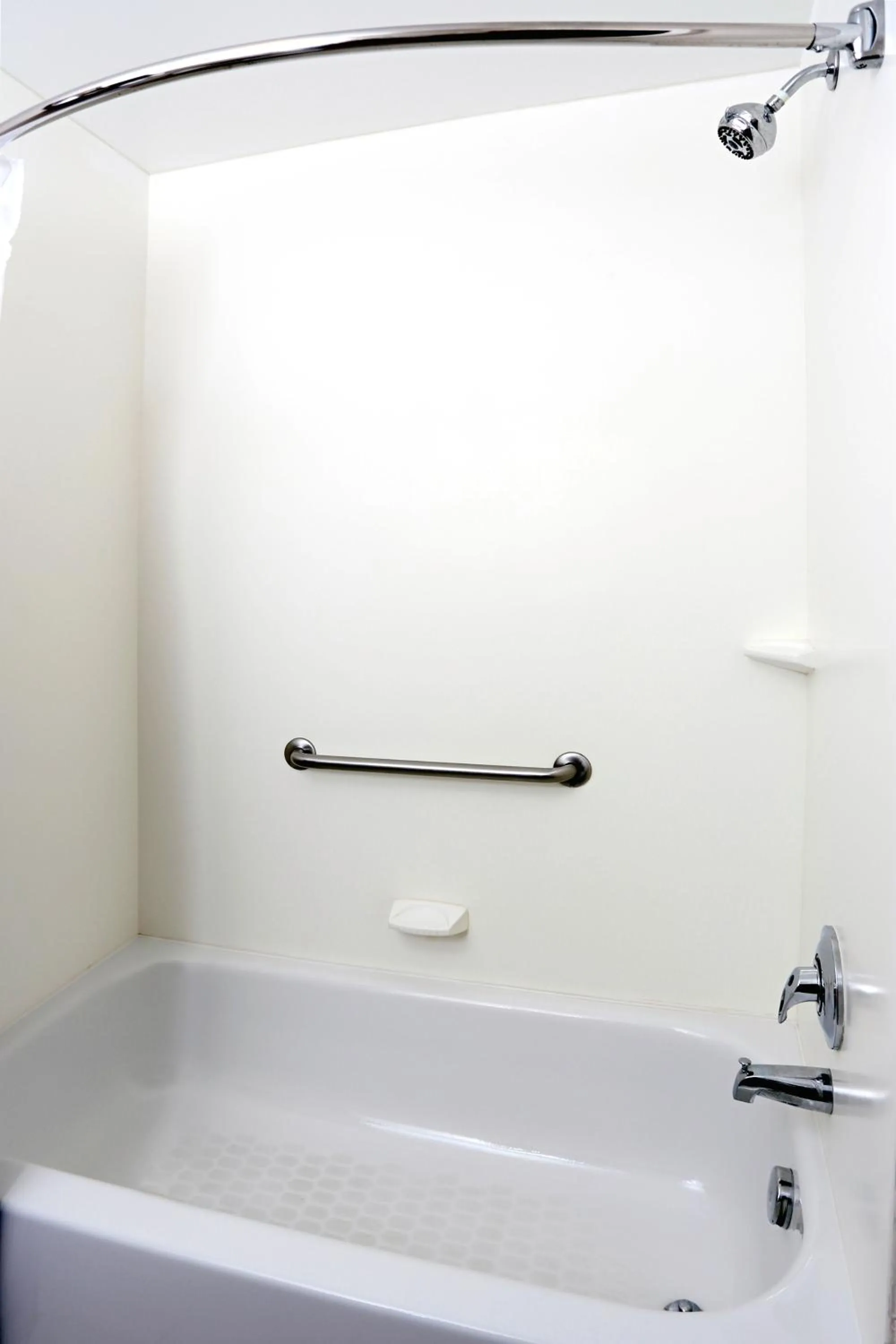 Bathroom in La Quinta Inn & Suites by Wyndham Norfolk