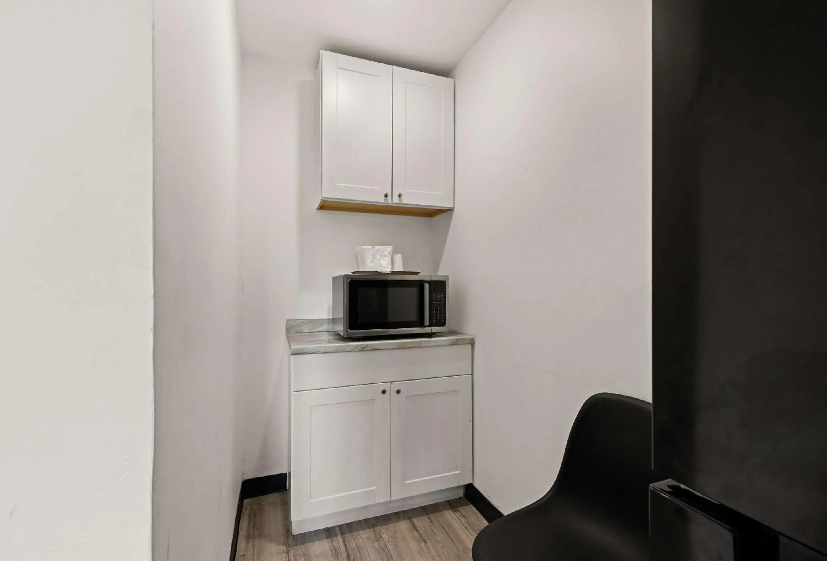 Bedroom in Rodeway Inn Charlotte Independence Blvd Bedroom in Rodeway Inn Charlotte Independence Blvd