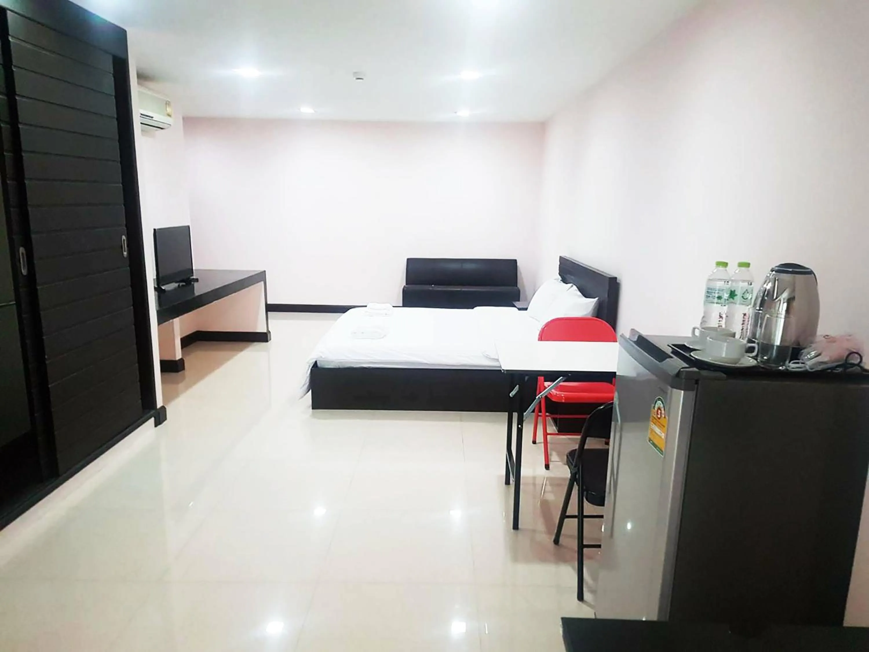 TV and multimedia, Bed in Mok Mek 72