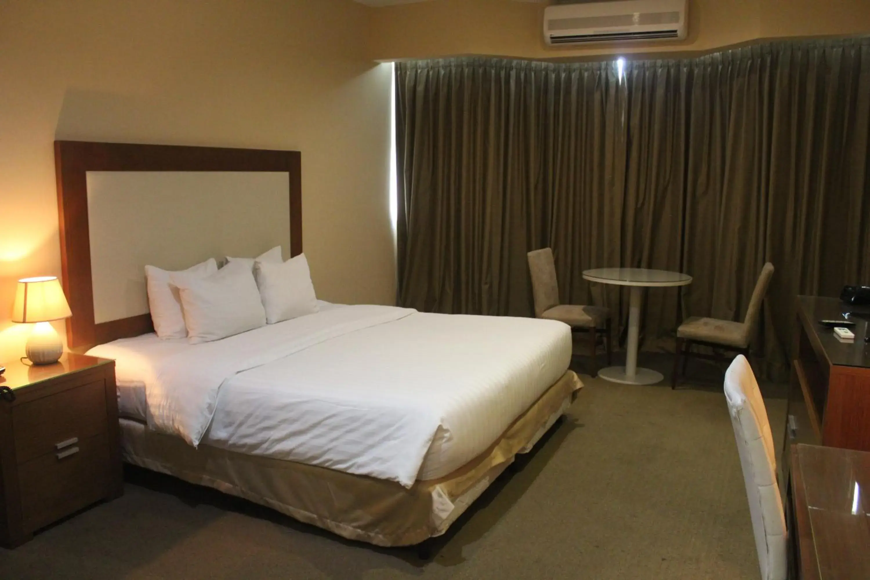 Double Room in Central Park Hotel & Casino Double Room in Central Park Hotel & Casino