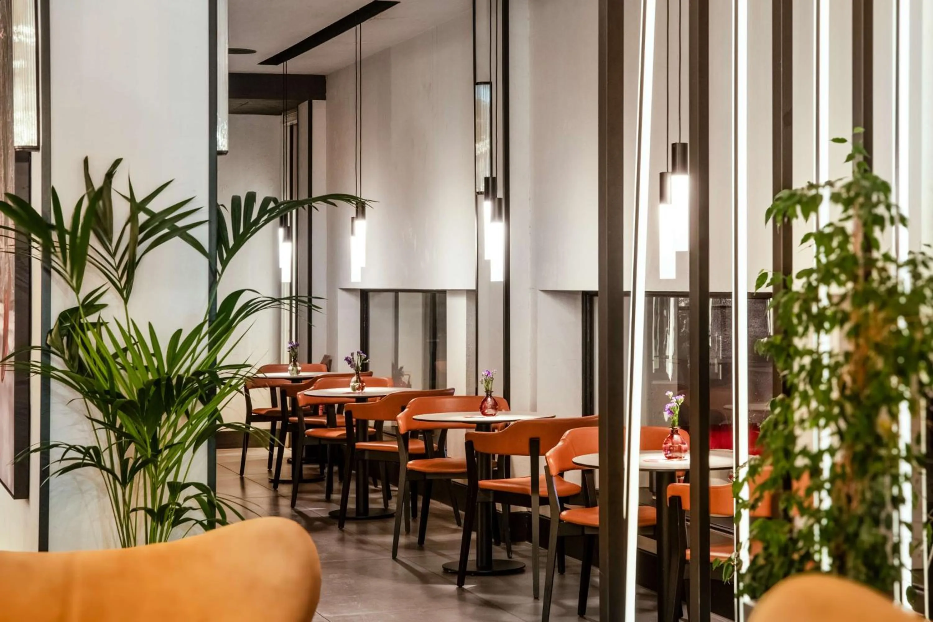 Lounge or bar in Radisson Hotel and Conference Centre London Heathrow