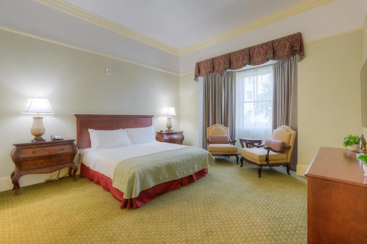 Bedroom, Bed in Hotel Diamond