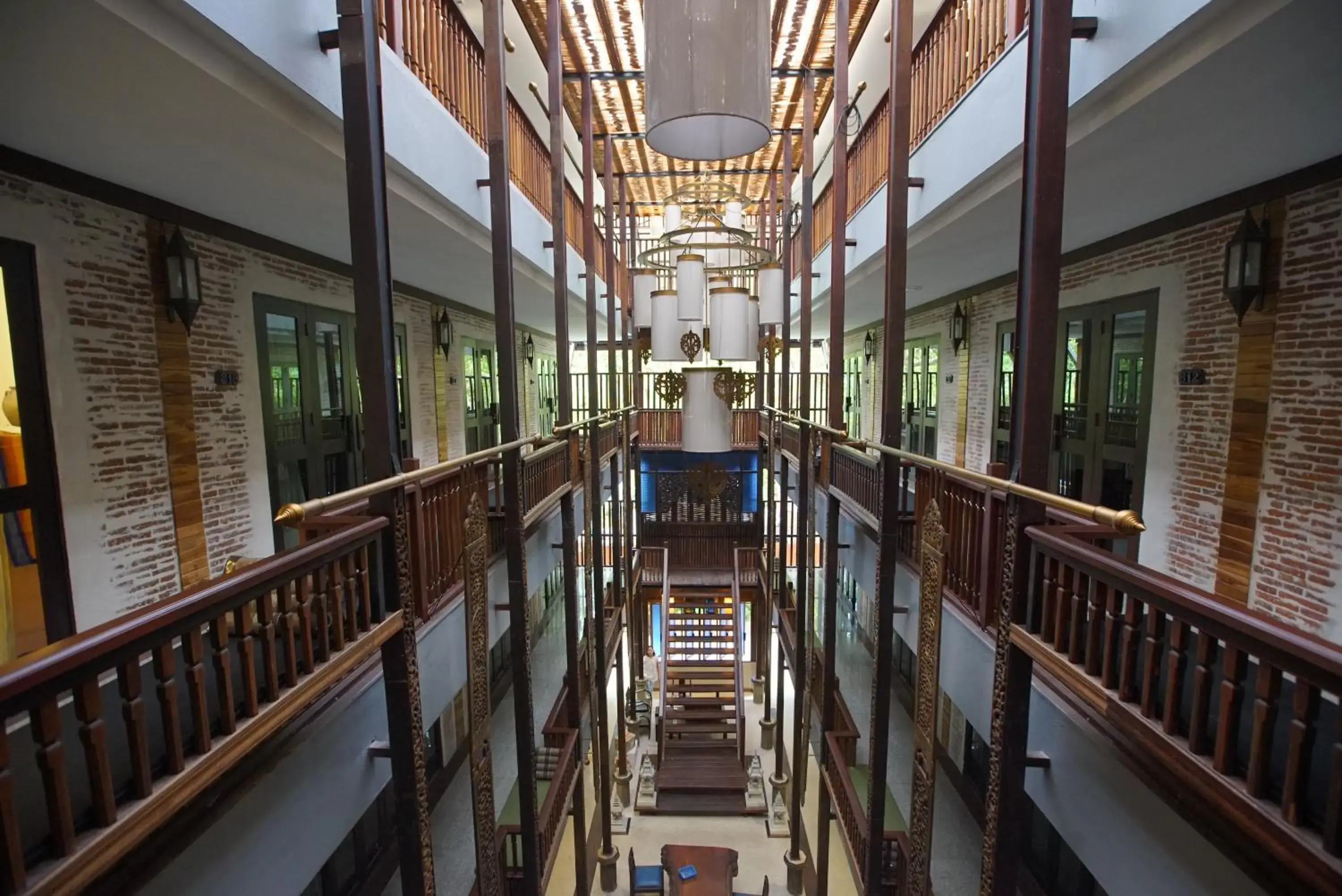 Property building in Sunny V Hotel Property building in Sunny V Hotel