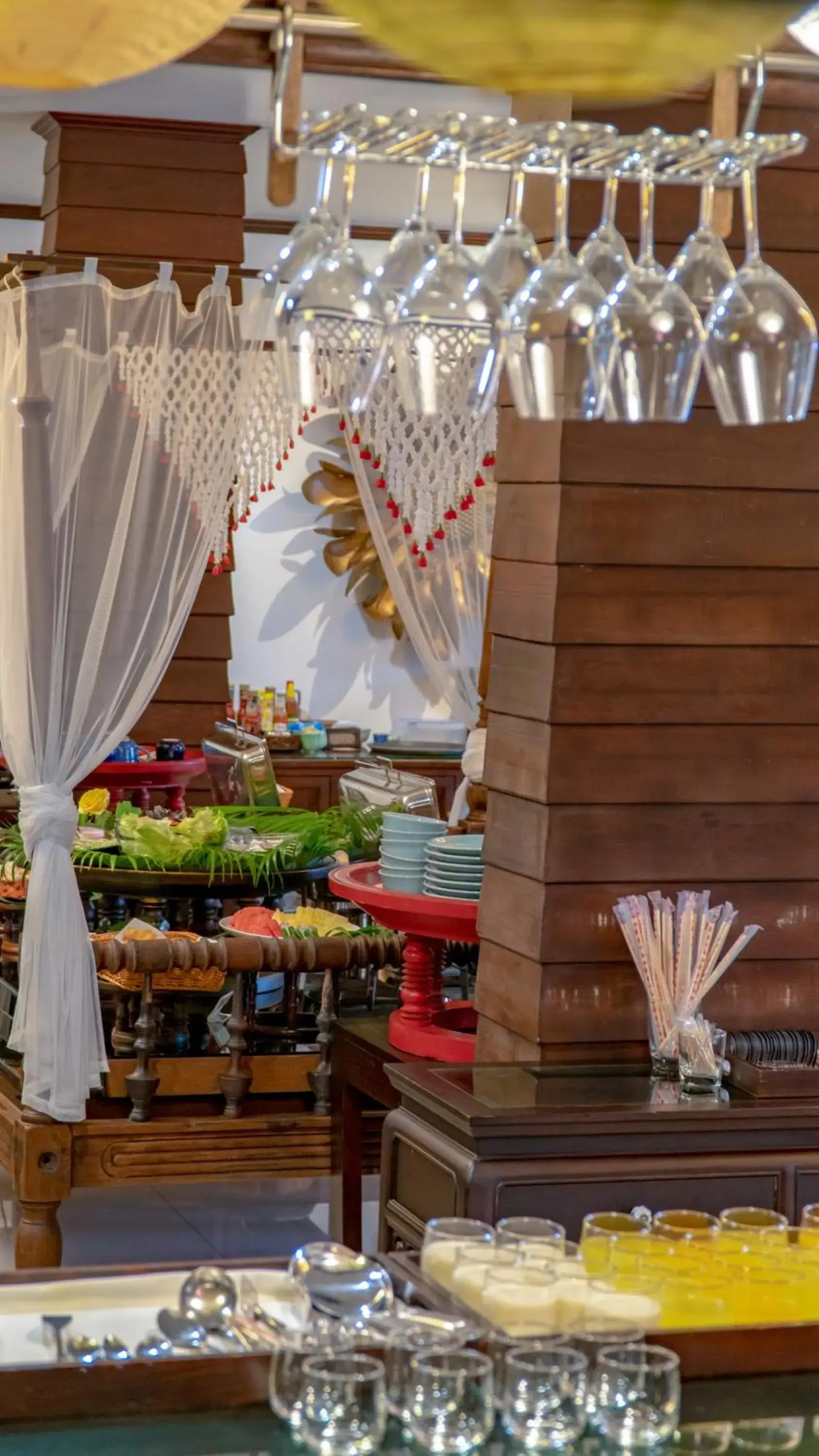 Restaurant/places to eat in Sunny V Hotel Restaurant/places to eat in Sunny V Hotel