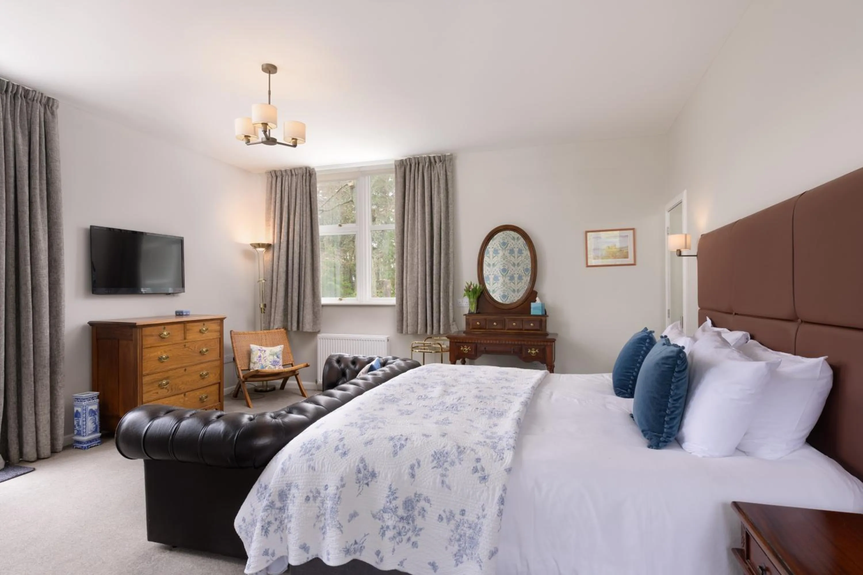 Bed in No 45, Ballater