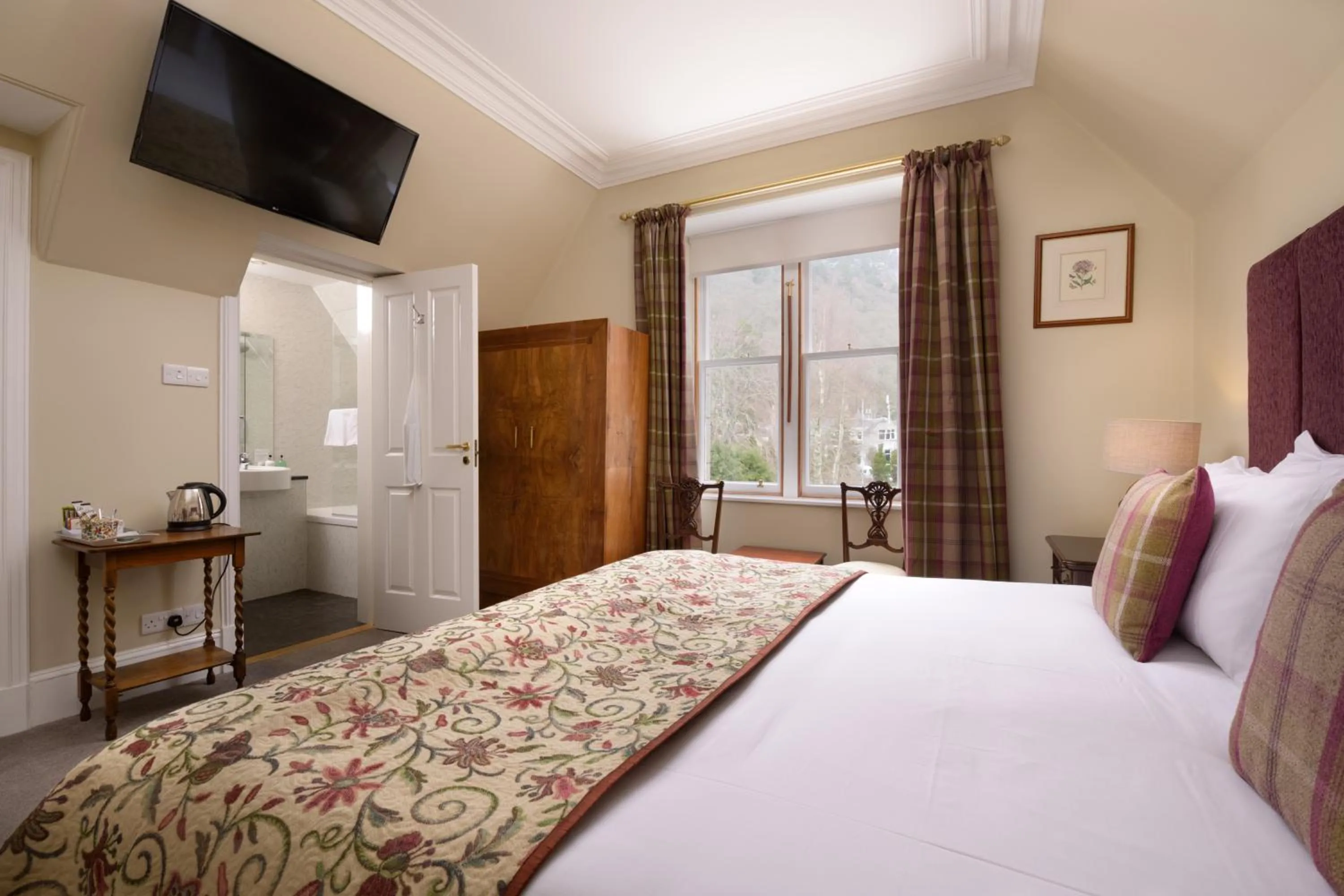 Bed in No 45, Ballater