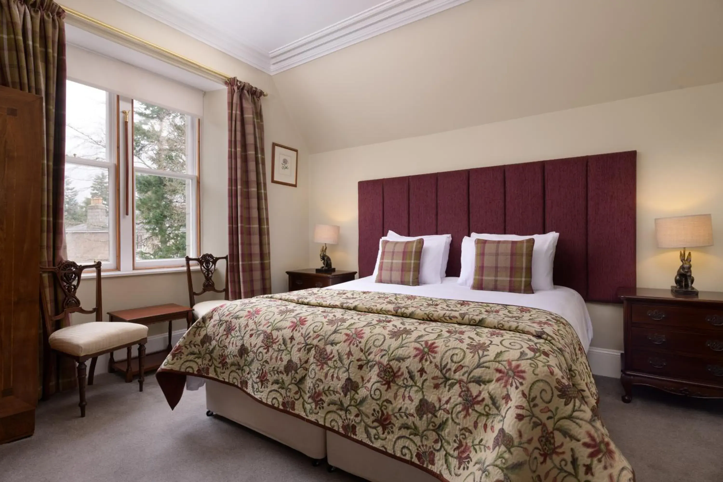 King Double Room - single occupancy in No 45, Ballater King Double Room - single occupancy in No 45, Ballater