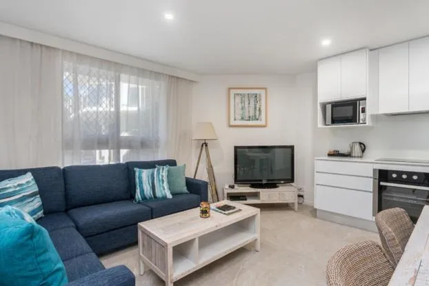 Bayview Beachfront Apartments, in town right on the beach