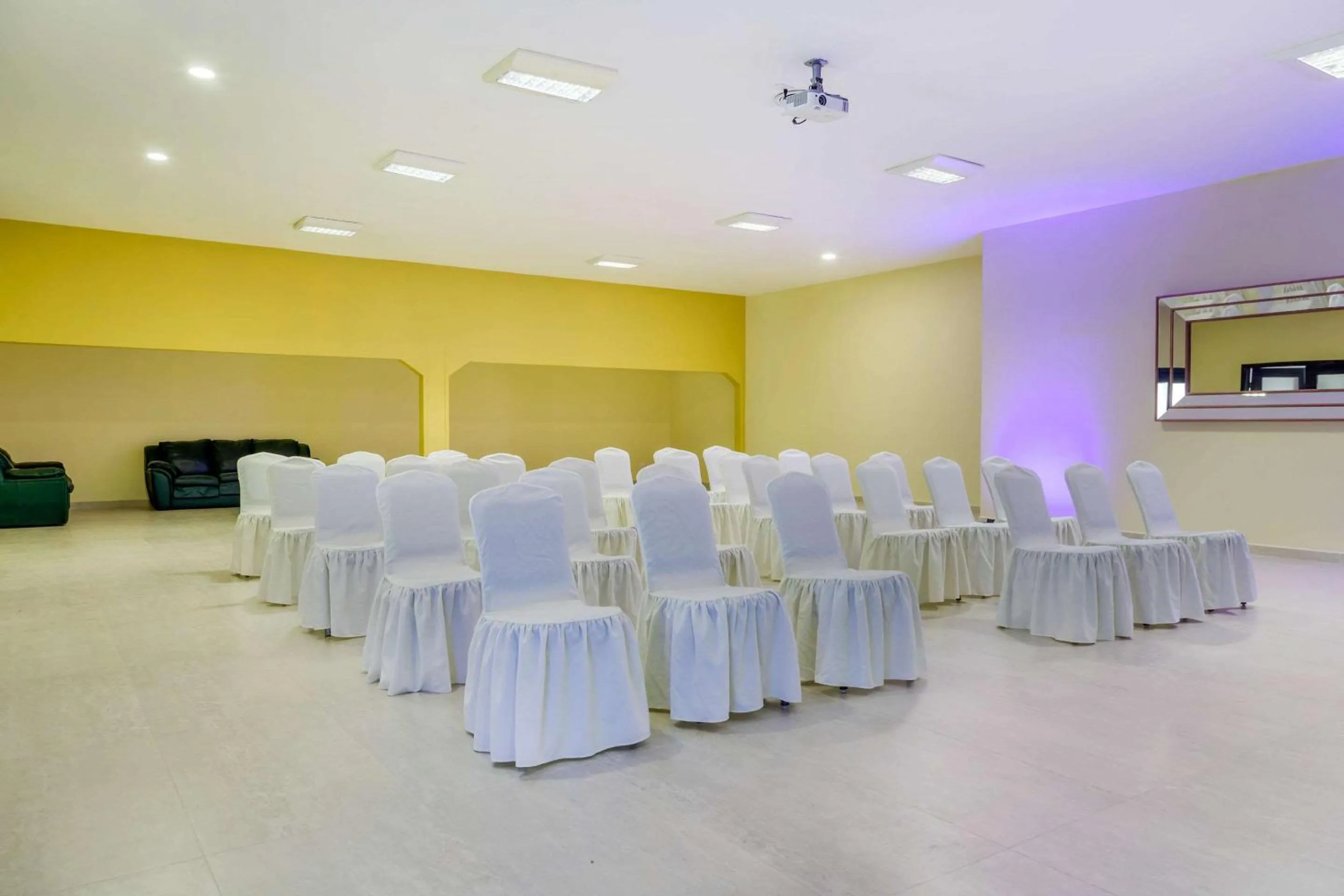 On site in Comfort Inn Monclova