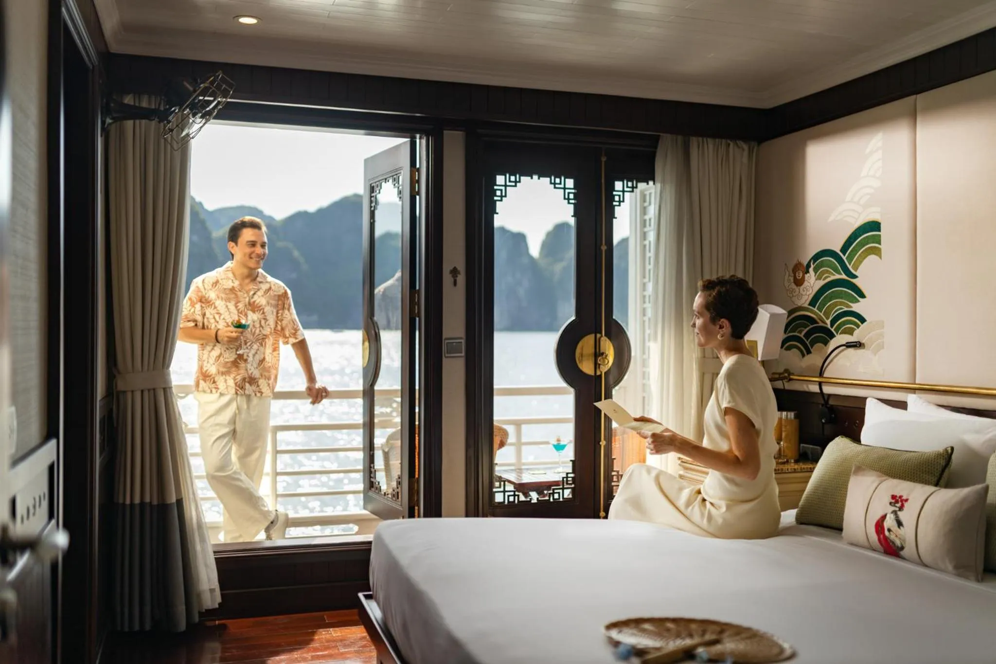 Guests, Bed in The Au Co Cruise - Managed by Bhaya Cruises