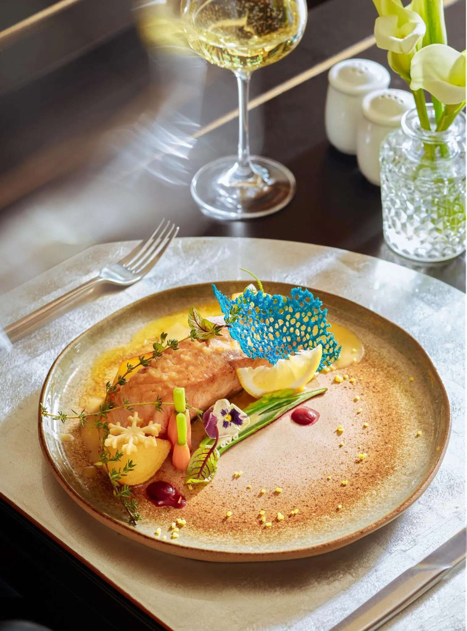 Food in The Au Co Cruise - Managed by Bhaya Cruises