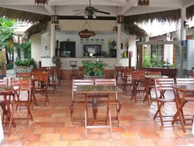 Restaurant/places to eat in Sunrise Resort Restaurant/places to eat in Sunrise Resort