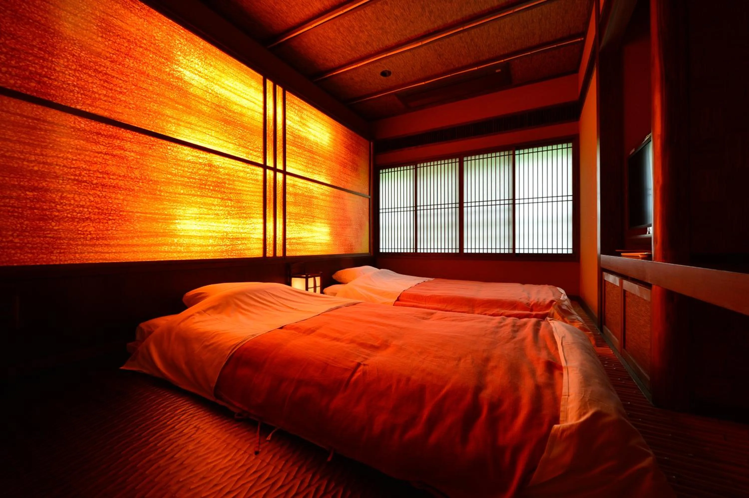 Photo of the whole room, Bed in Hakone Onsen Ryokan Yaeikan