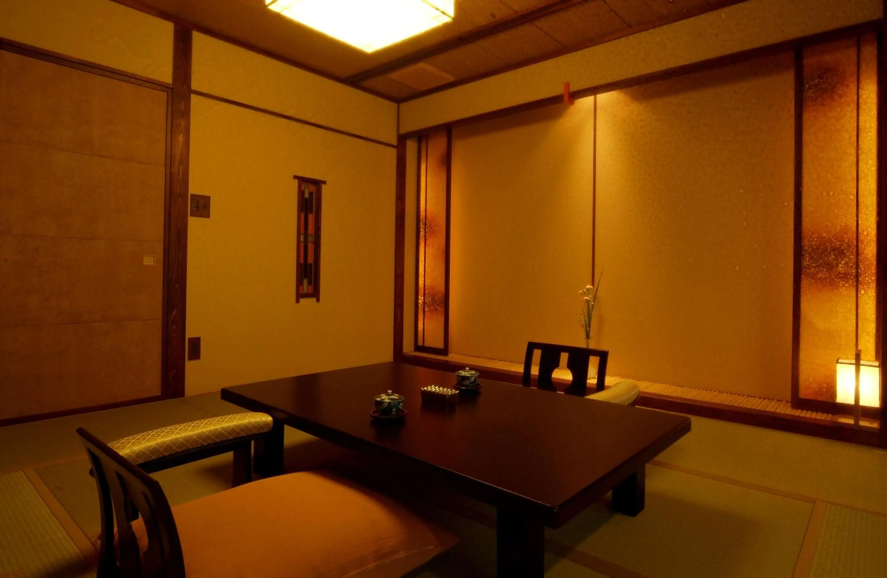 Photo of the whole room in Hakone Onsen Ryokan Yaeikan